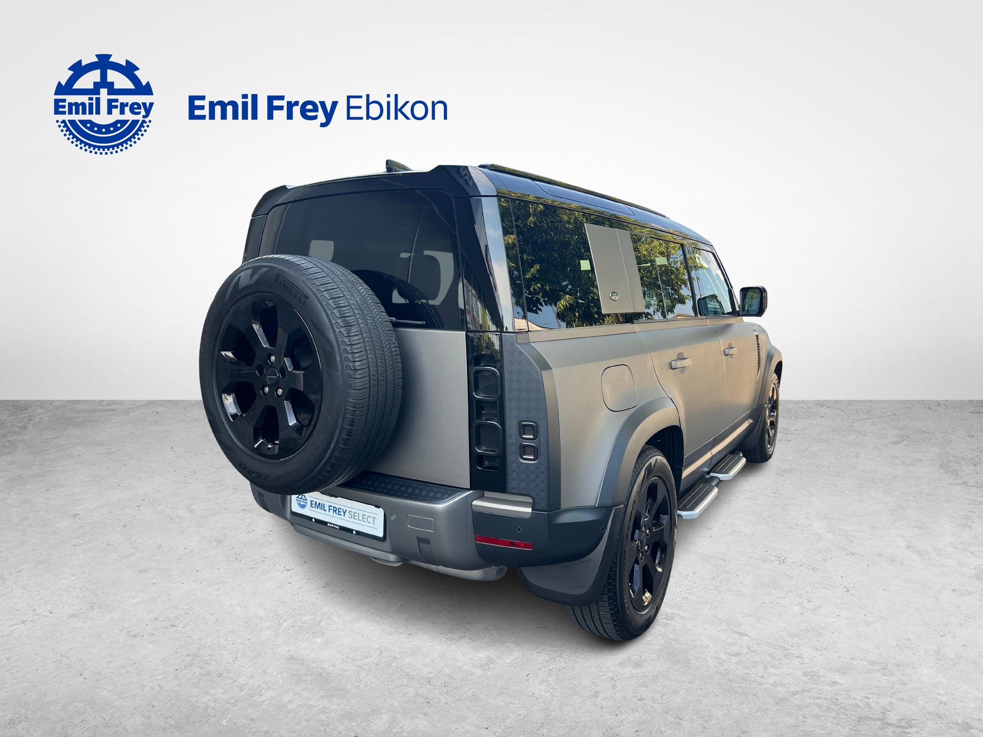 LAND ROVER Defender 110 2.0 SD4 240 First Edition-image-4