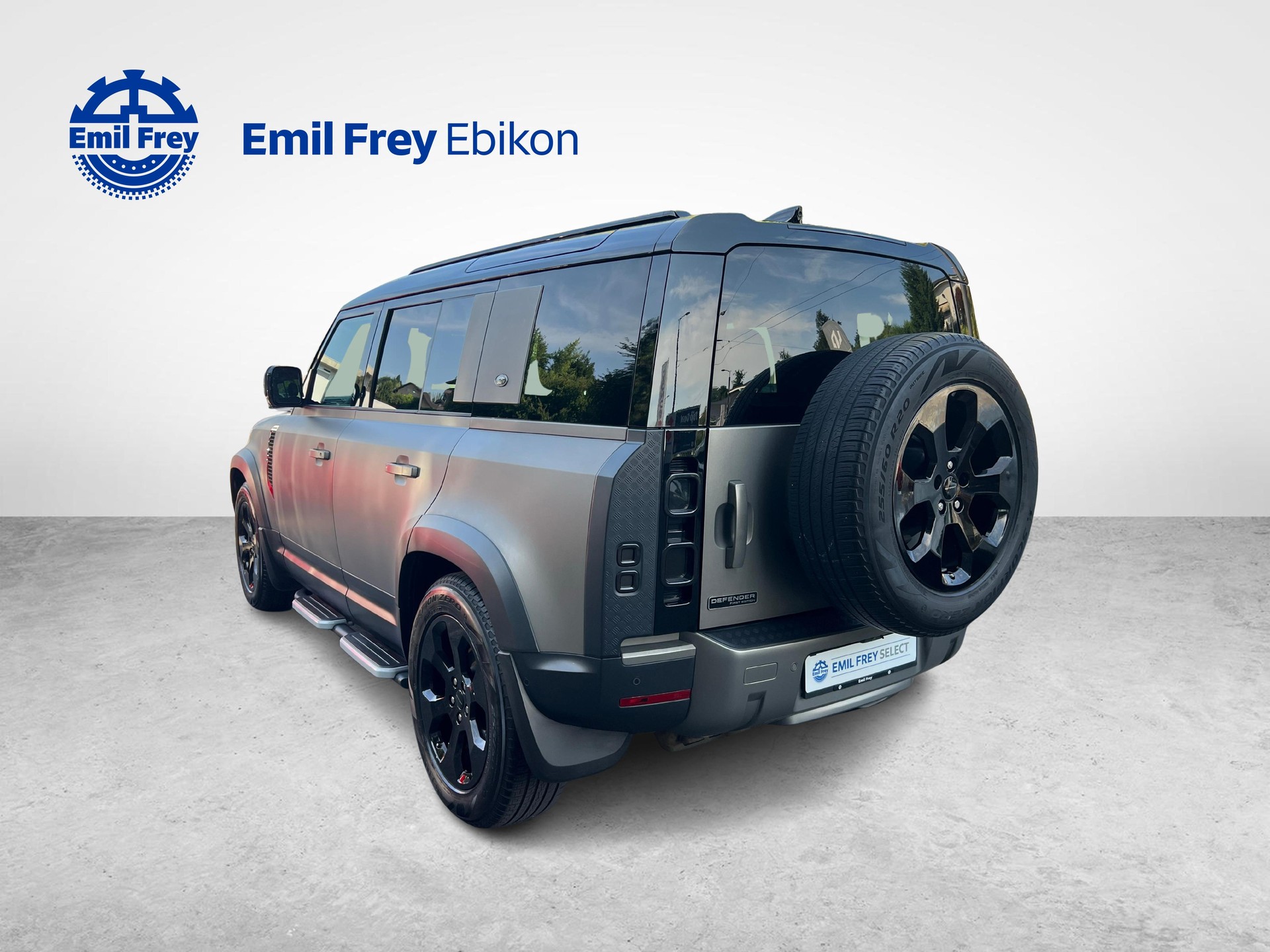 LAND ROVER Defender 110 2.0 SD4 240 First Edition-image-2
