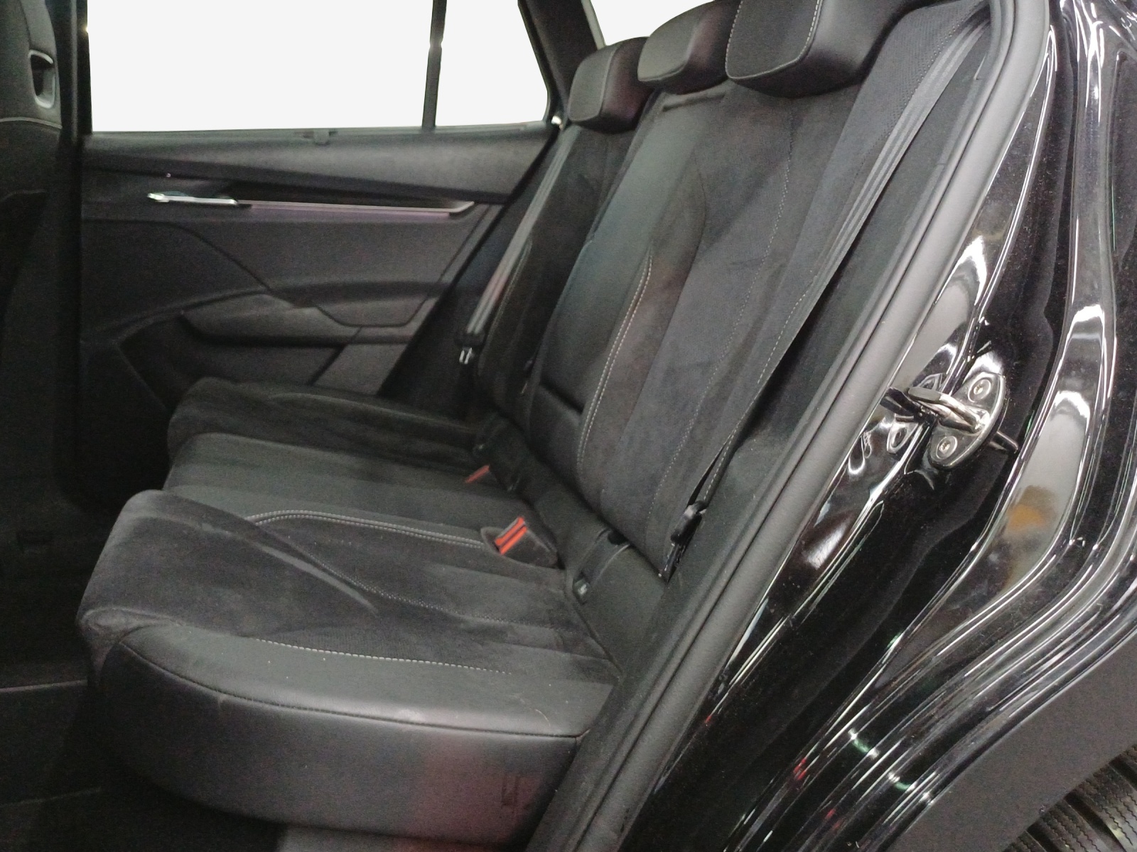 SKODA Enyaq iV 80 SportLine Ultra-image-12