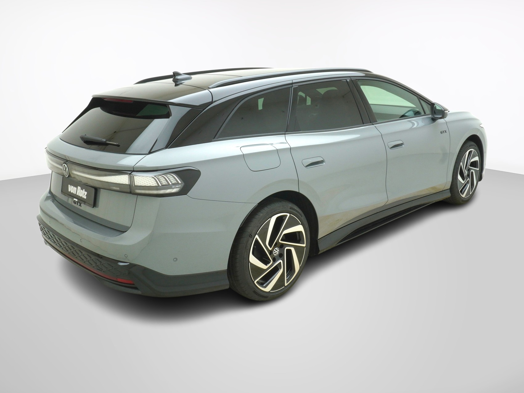 VW ID.7 Tourer 86 kWh GTX 4MOTION-image-5