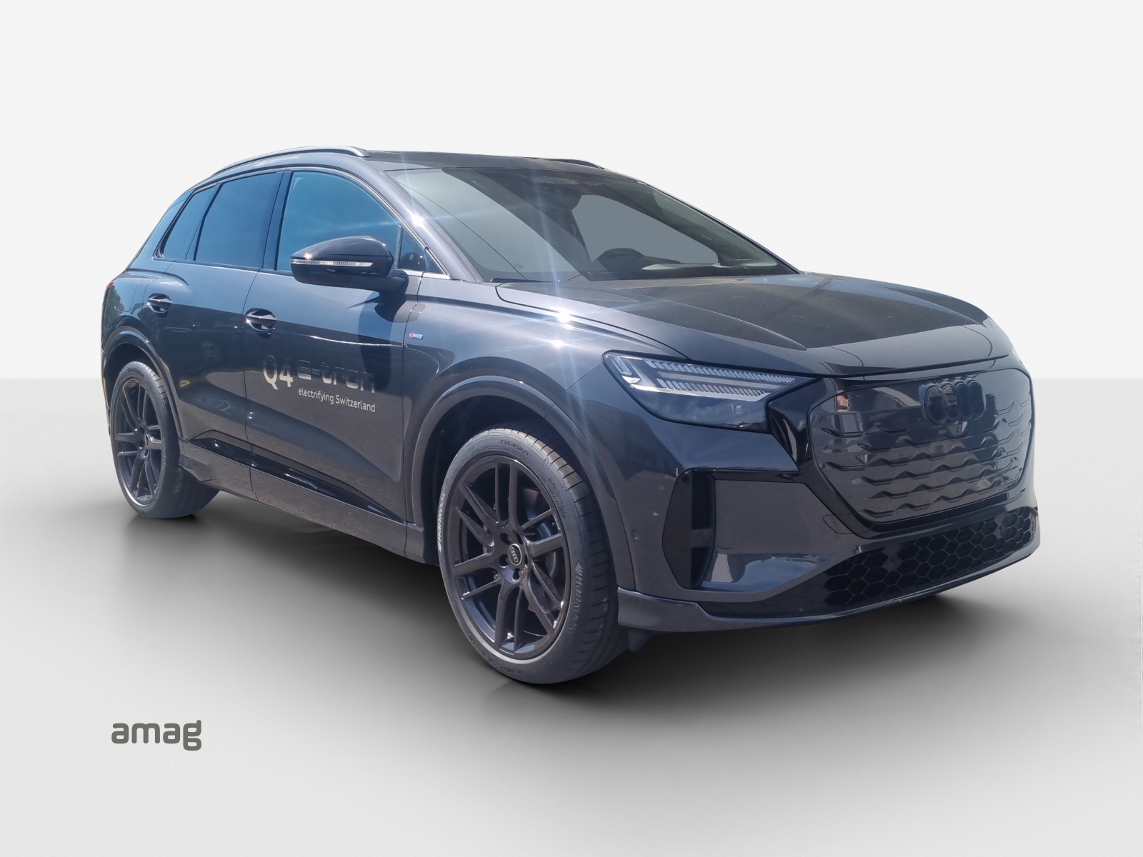 AUDI Q4 e-tron SUV quattro performance-image-5