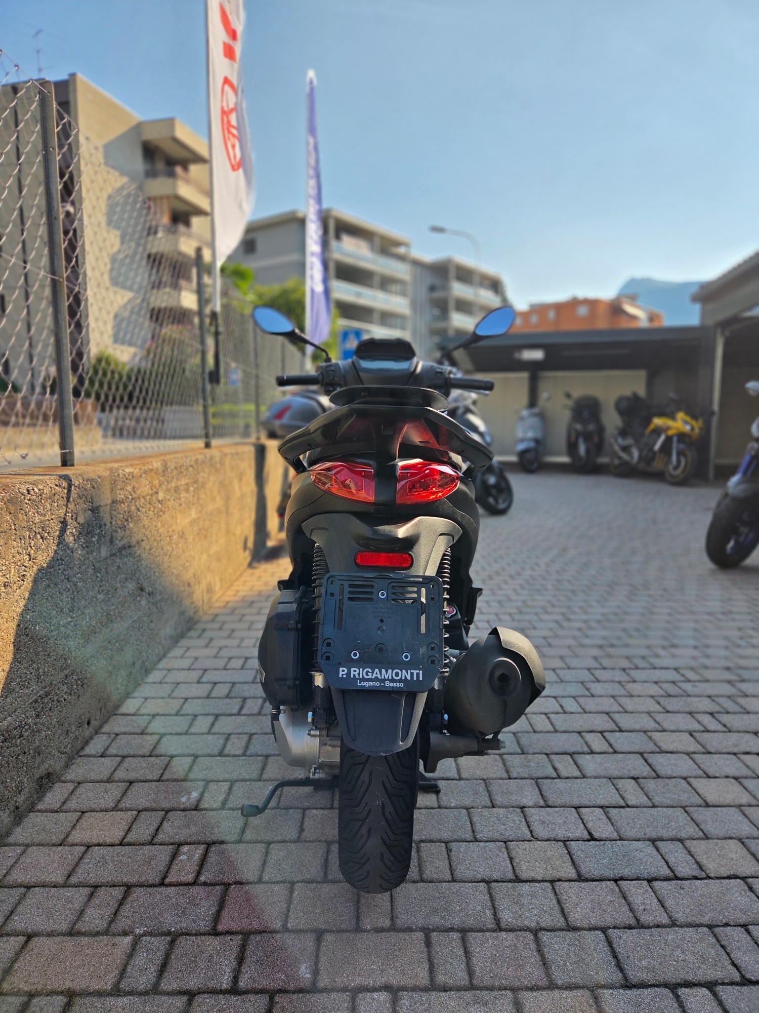 PIAGGIO Medley 200 Sport E5+-image-4
