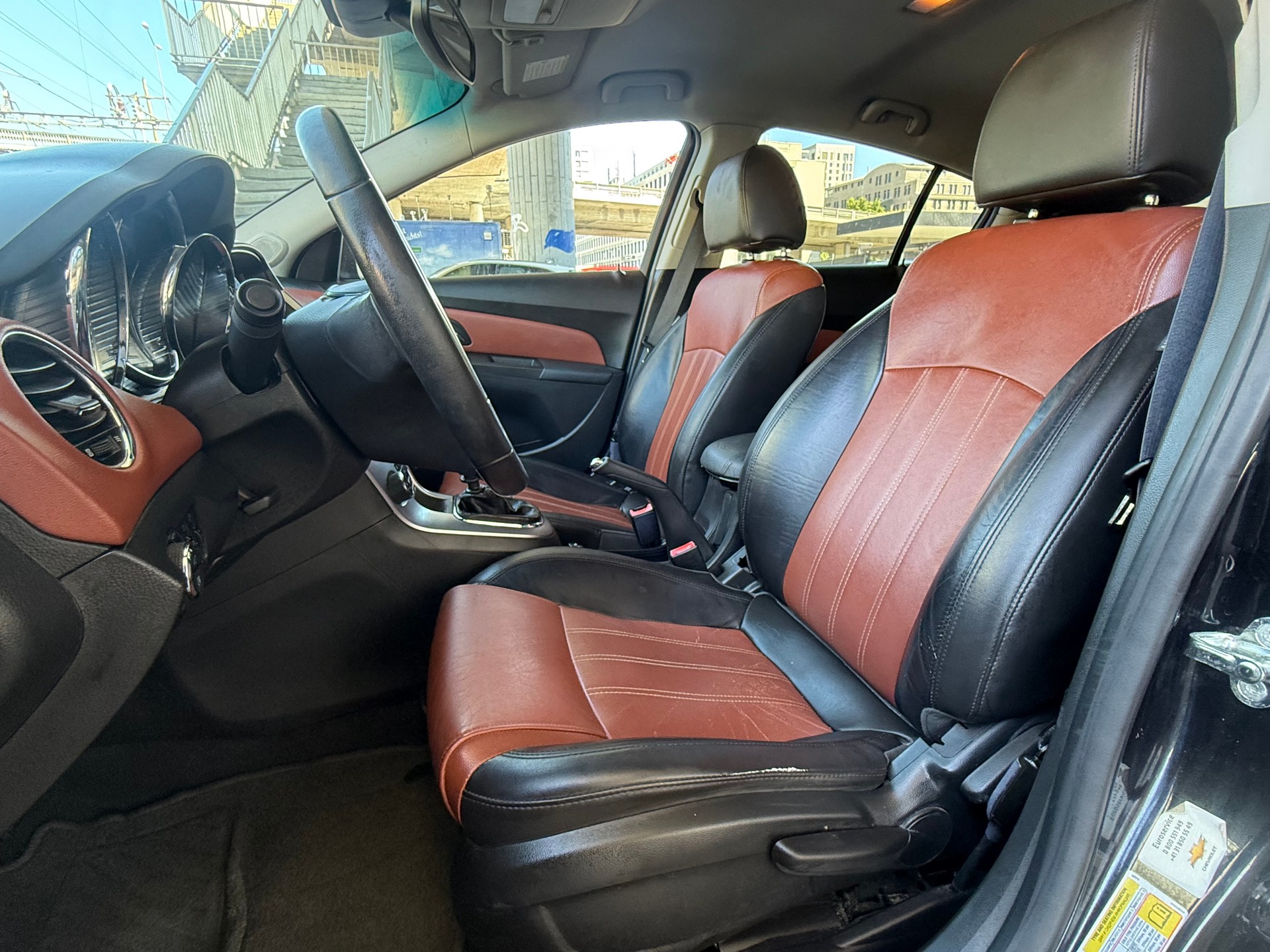 CHEVROLET Cruze 1.8 100 Edition-image-11