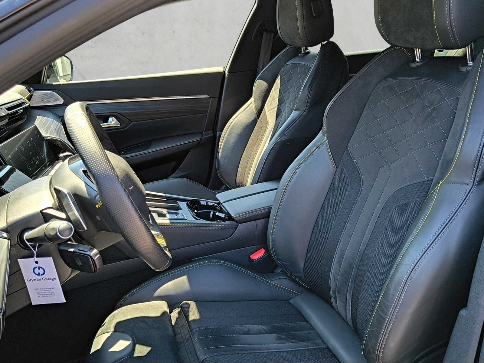 PEUGEOT 508 SW 1.6 Plug-in Hybrid4 PSE-image-10