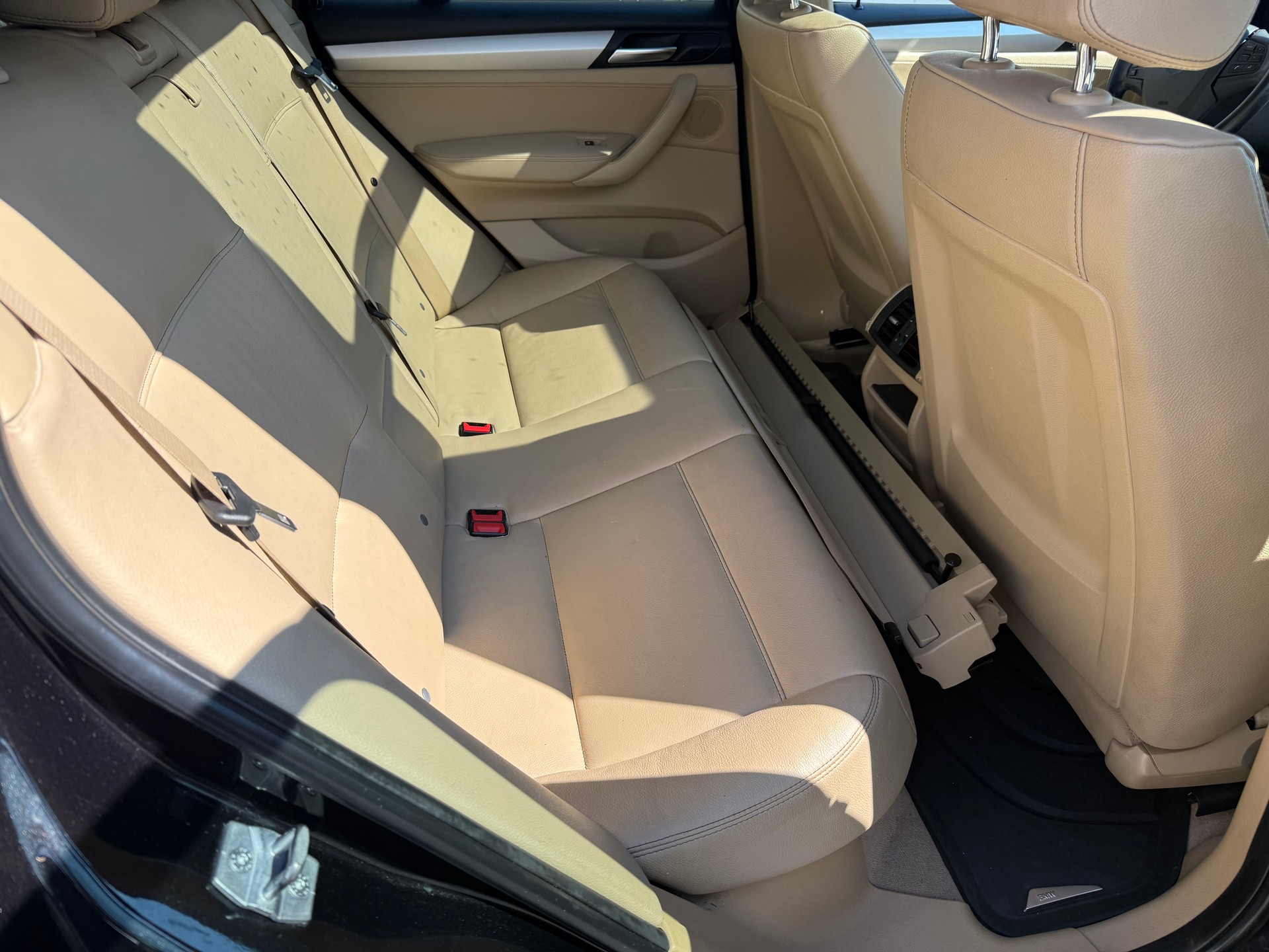 BMW X3 xDrive 20i-image-7