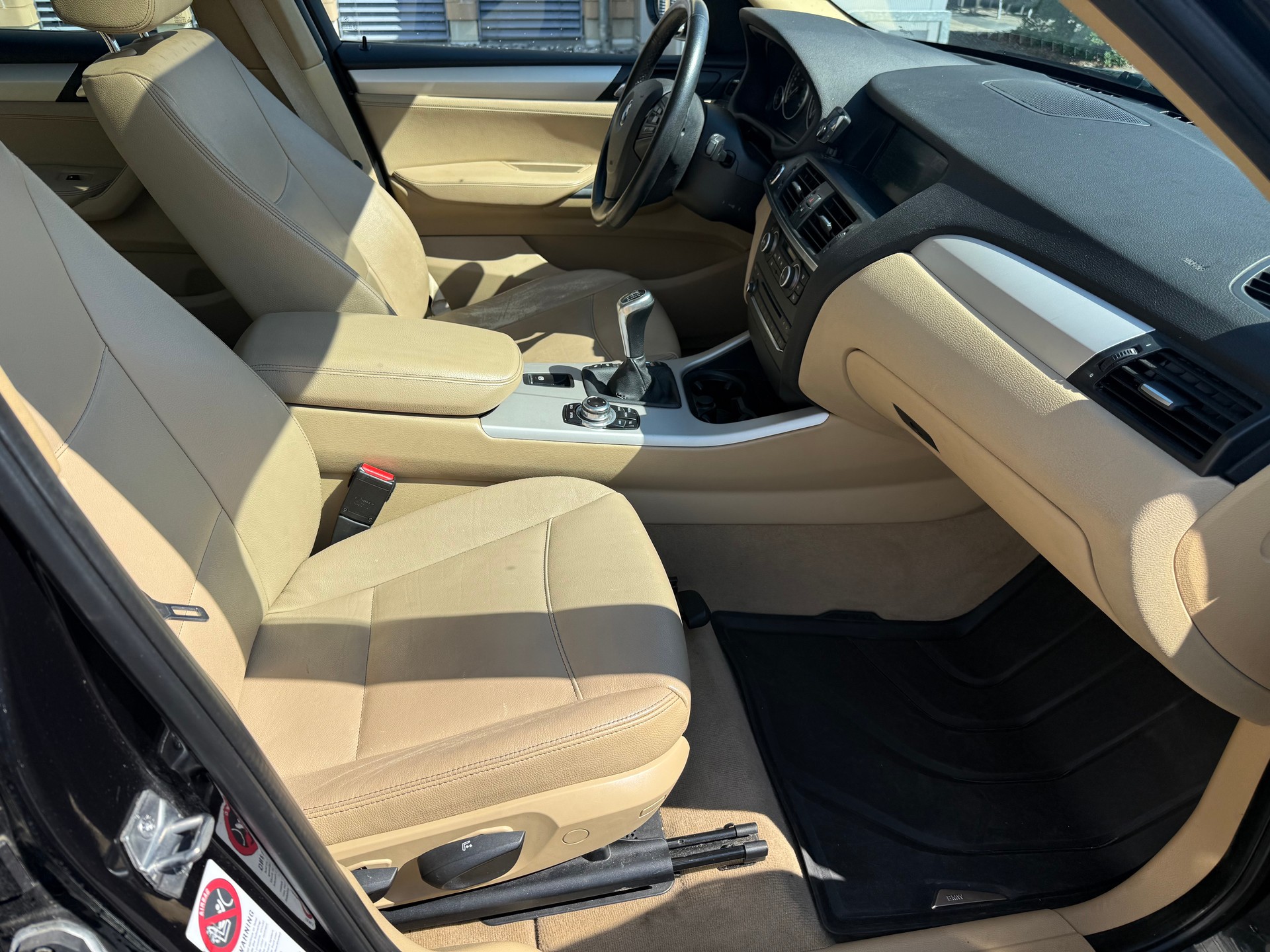 BMW X3 xDrive 20i-image-8