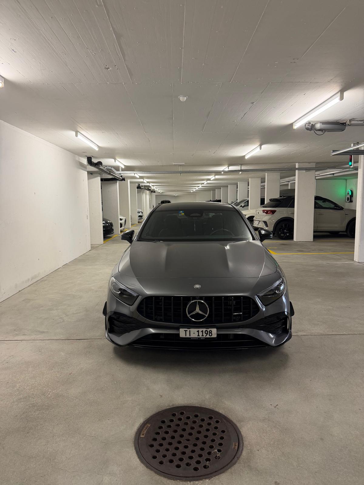 MERCEDES-BENZ A 35 AMG 4matic-image-2