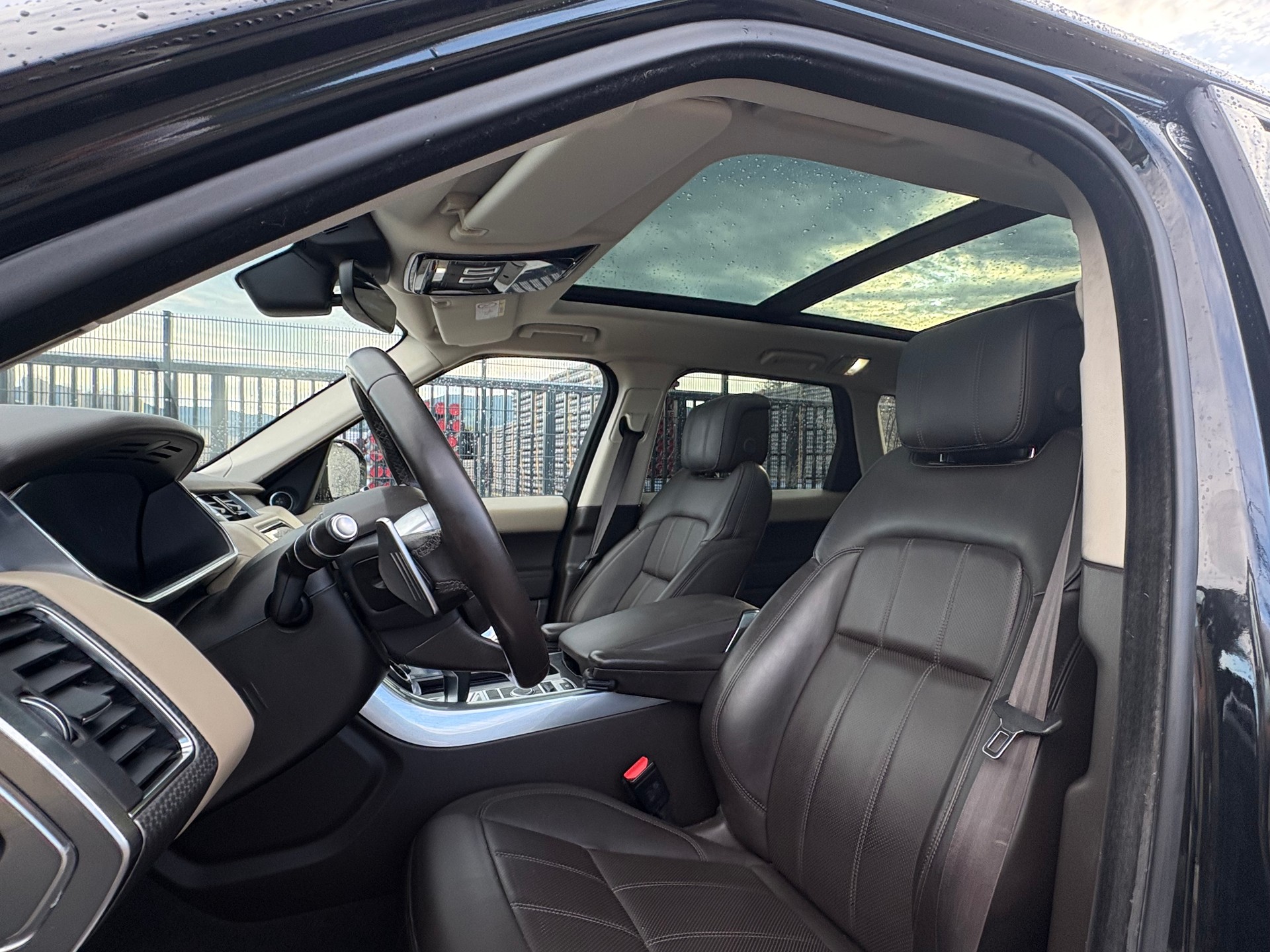 LAND ROVER Range Rover Sport 3.0 TDV6 HSE Dynamic Automatic-image-9