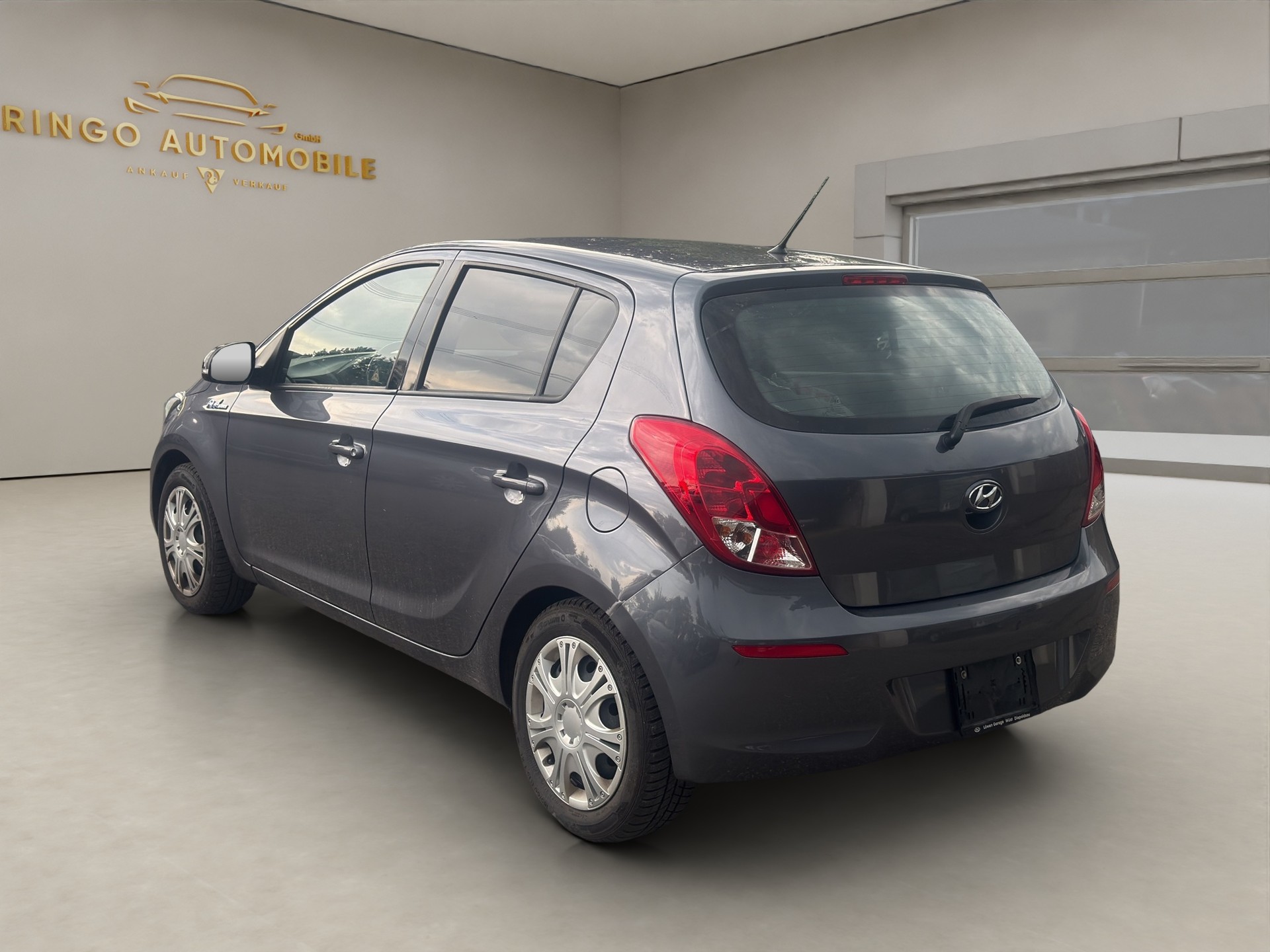 HYUNDAI i20 1.4 GO! Plus-image-4