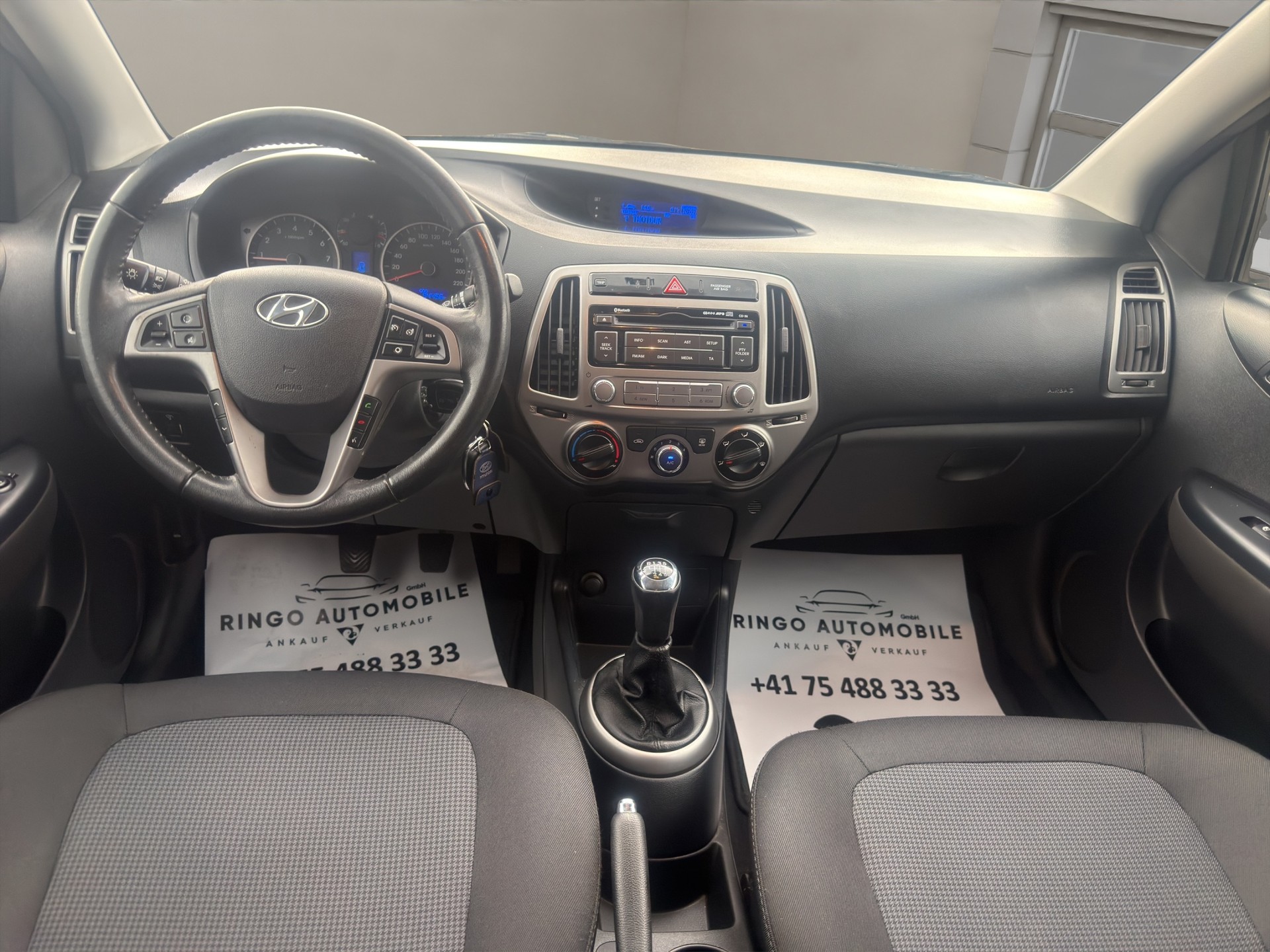 HYUNDAI i20 1.4 GO! Plus-image-11
