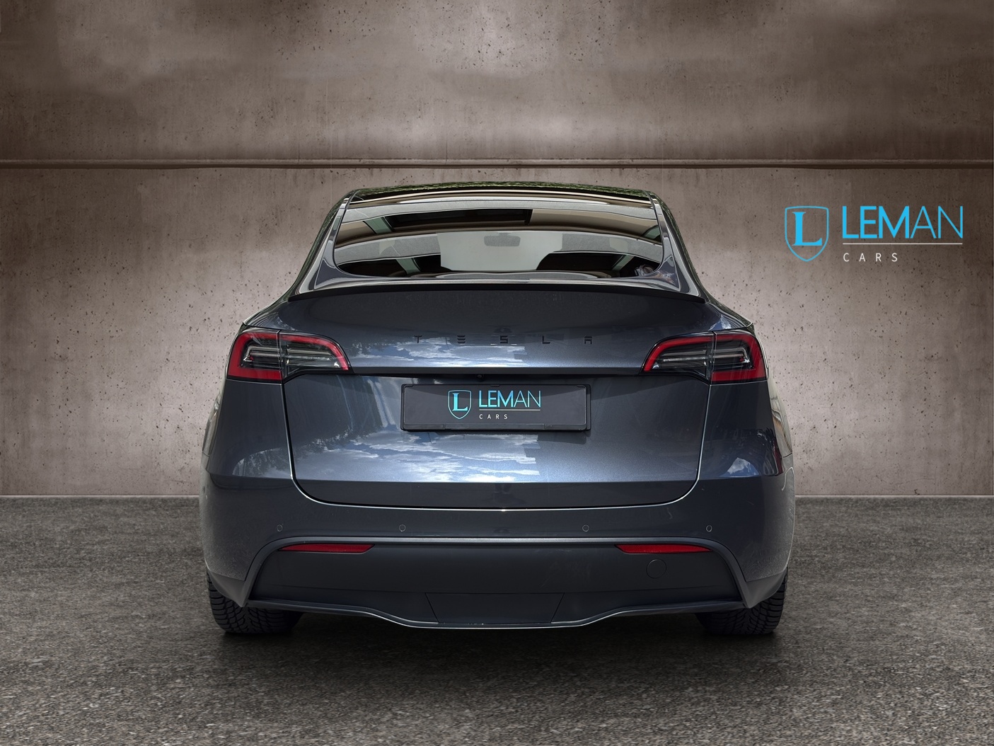 TESLA Model Y Long Range-image-5