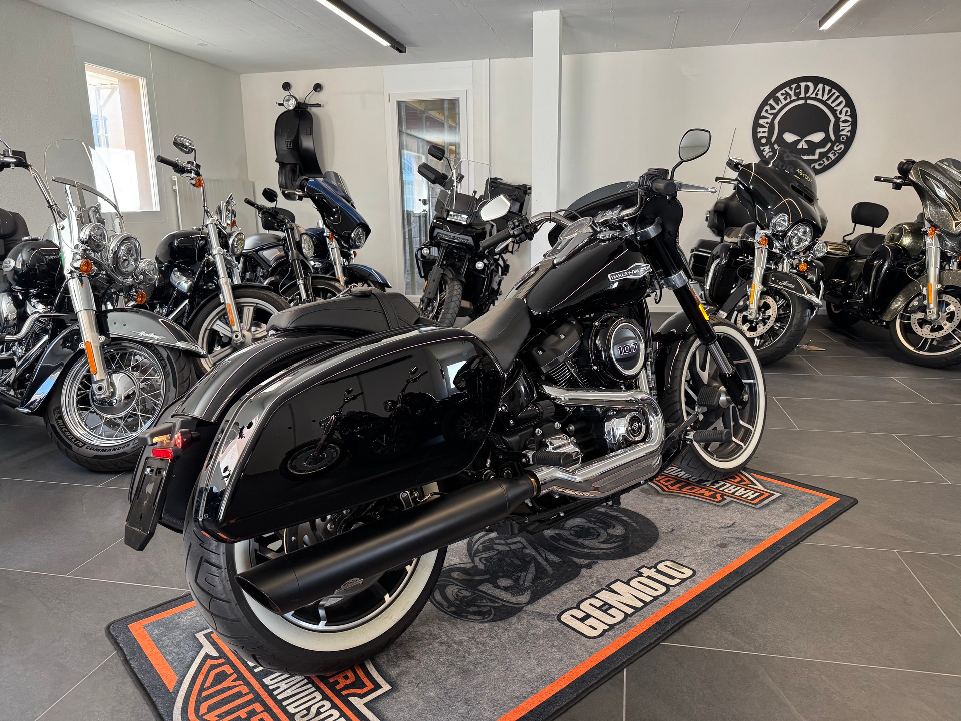 HARLEY-DAVIDSON FLSB Sport Glide 107 ABS (35kW possible) Leasing possible 189.-/mois-image-8