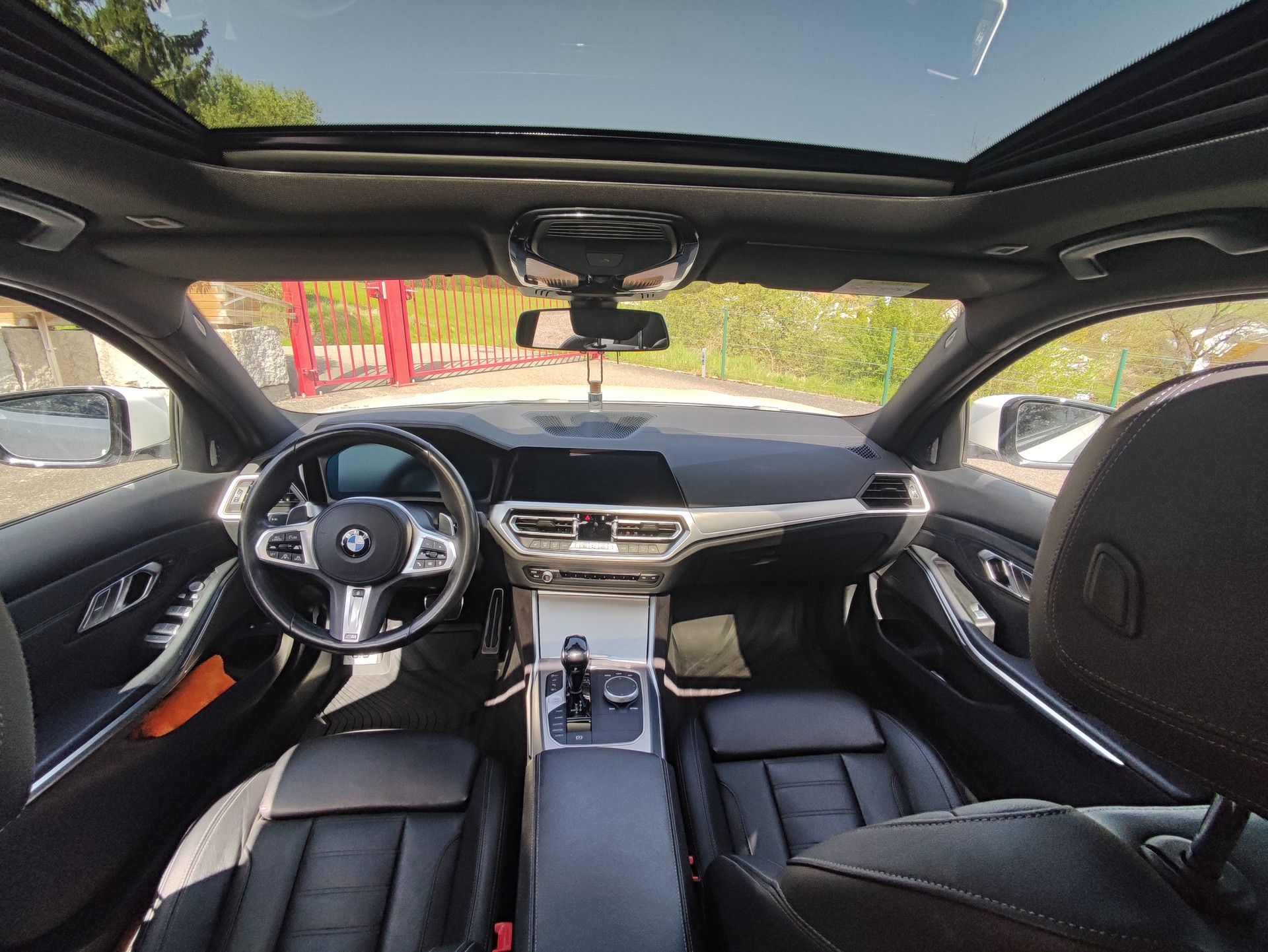 BMW 330e xDrive M Sport Steptronic (Vollausstattung)-image-5