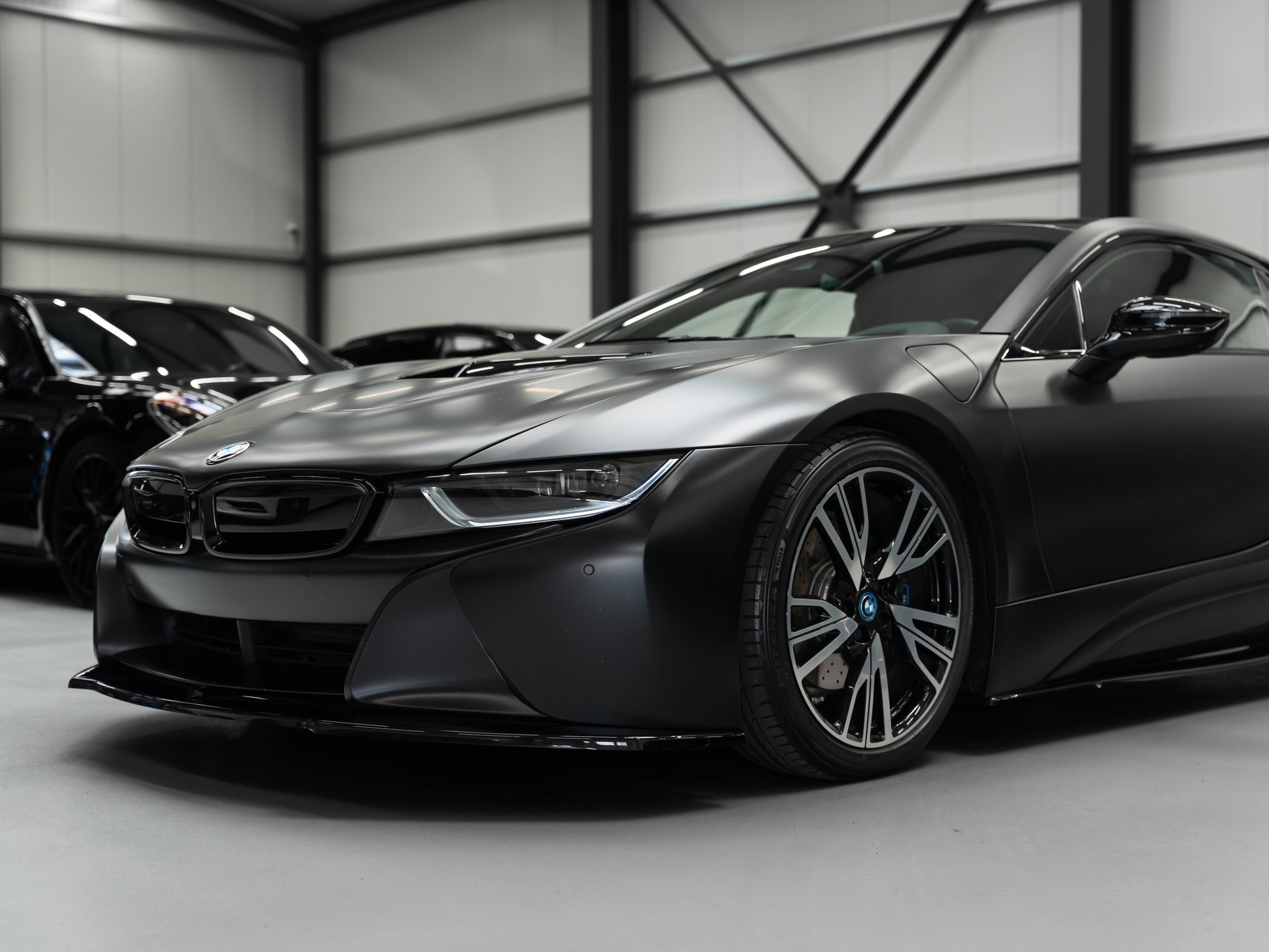 BMW i8 Coupé Facelift Frozen Black / PROTONIC Edition-image-12