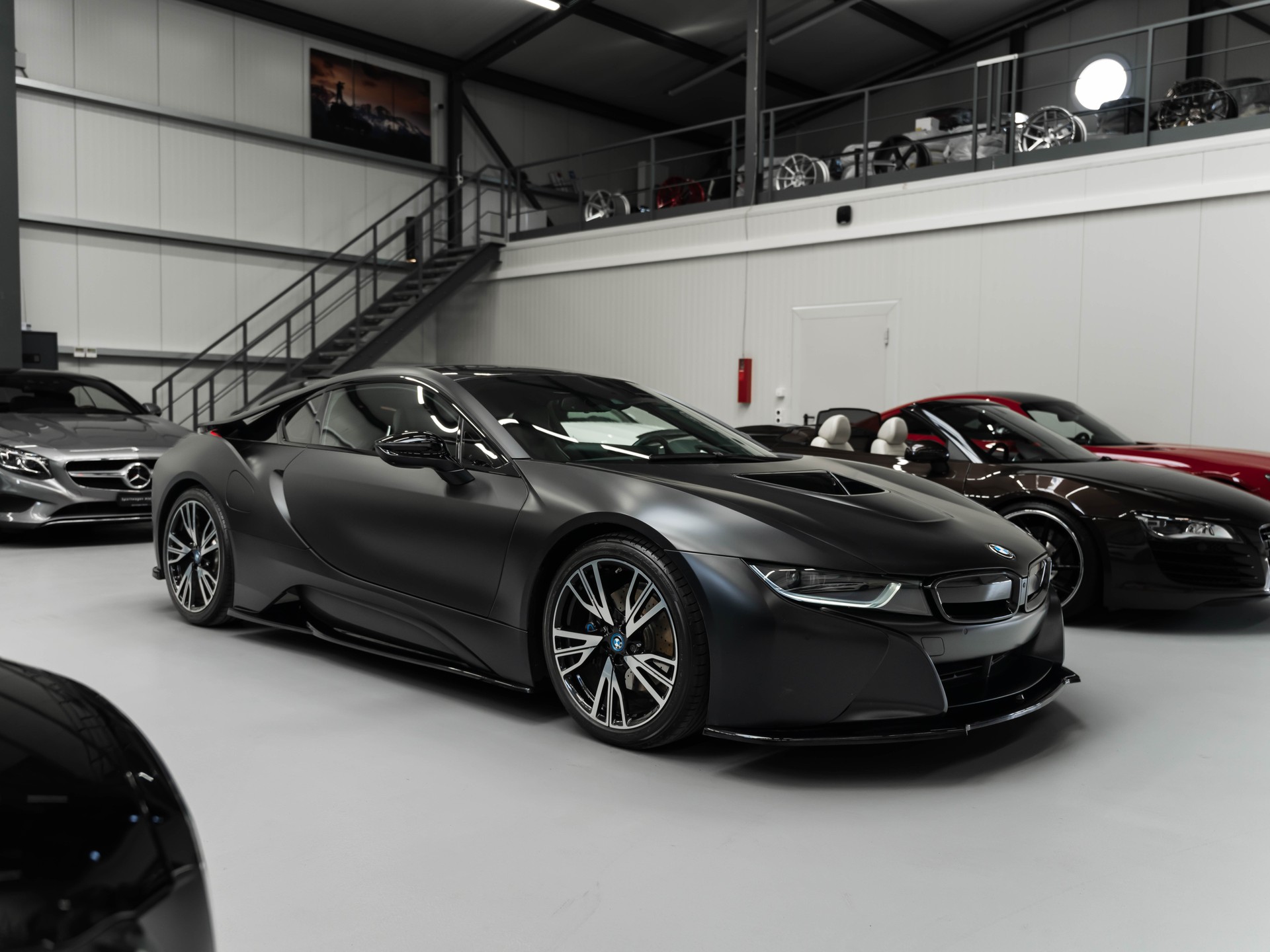 BMW i8 Coupé Facelift Frozen Black / PROTONIC Edition-image-5