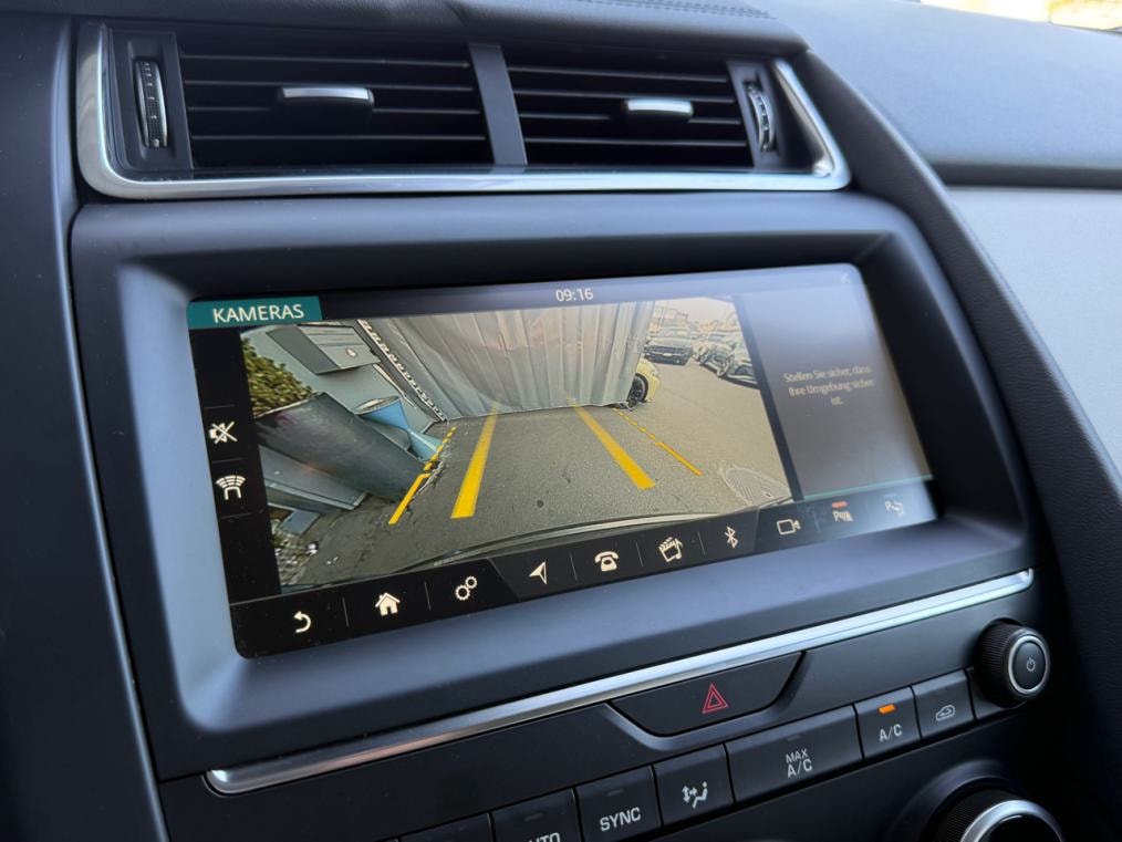 JAGUAR E-Pace 2.0 P250 S AWD Automatik-image-5