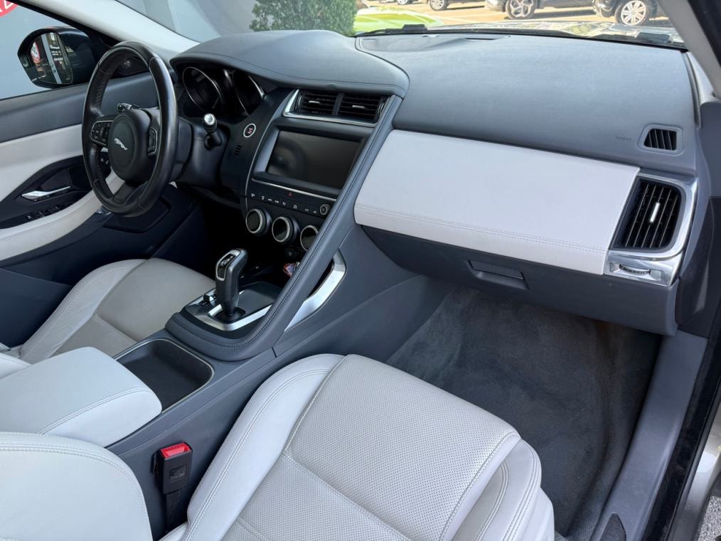 JAGUAR E-Pace 2.0 P250 S AWD Automatik-image-7