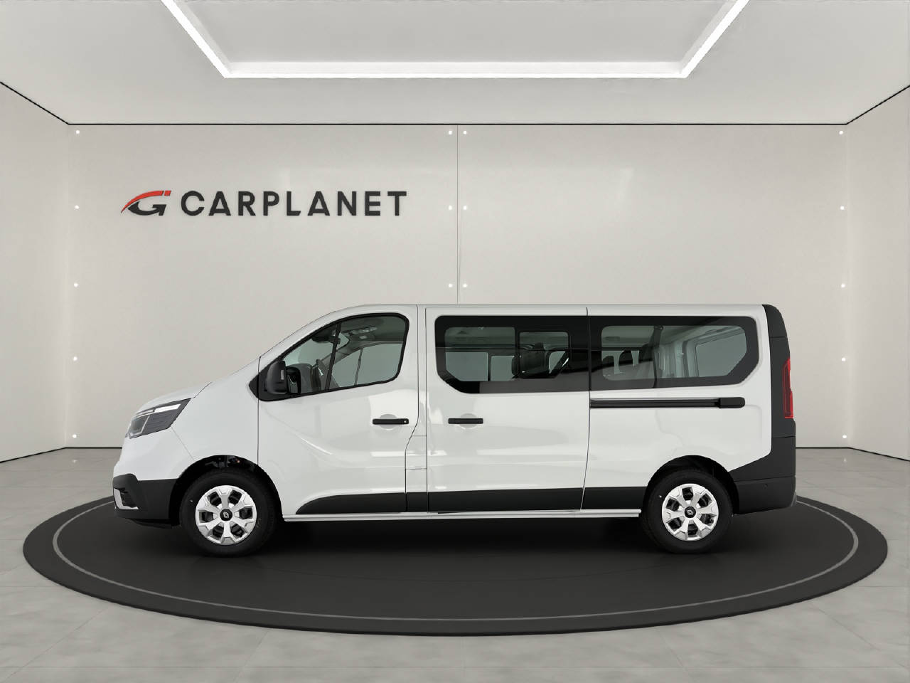 RENAULT Trafic Grand Passenger 2.0 dCi Blue 150 evolution-image-1