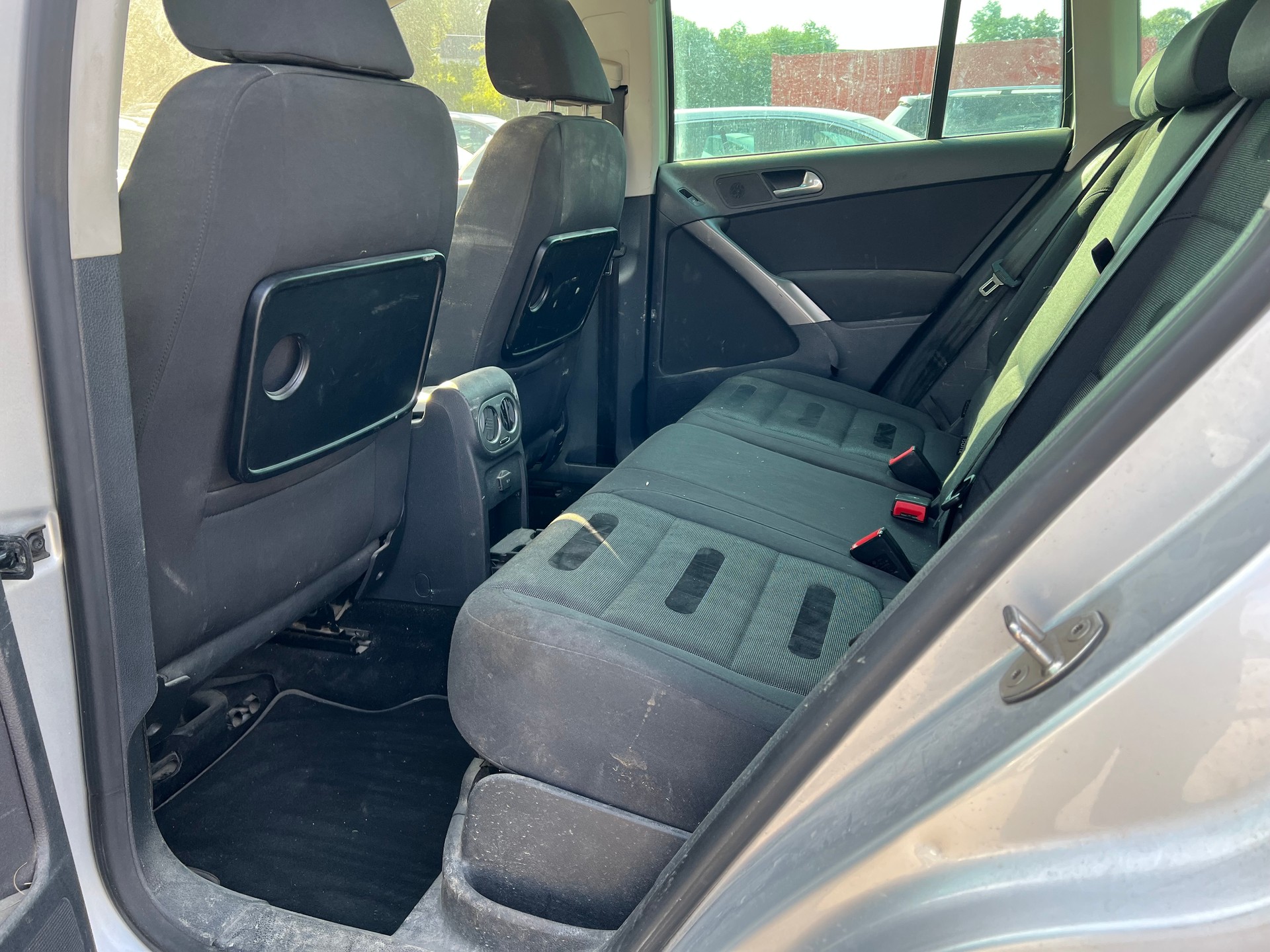 VW Tiguan 1.4 TSI Sport&Style-image-4