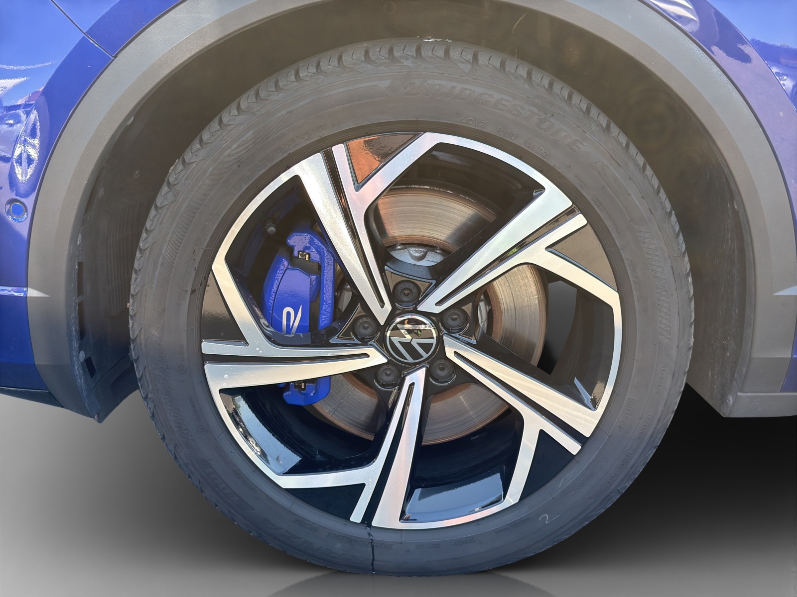 VW T-Roc 2.0 TSI R DSG 4Motion-image-13