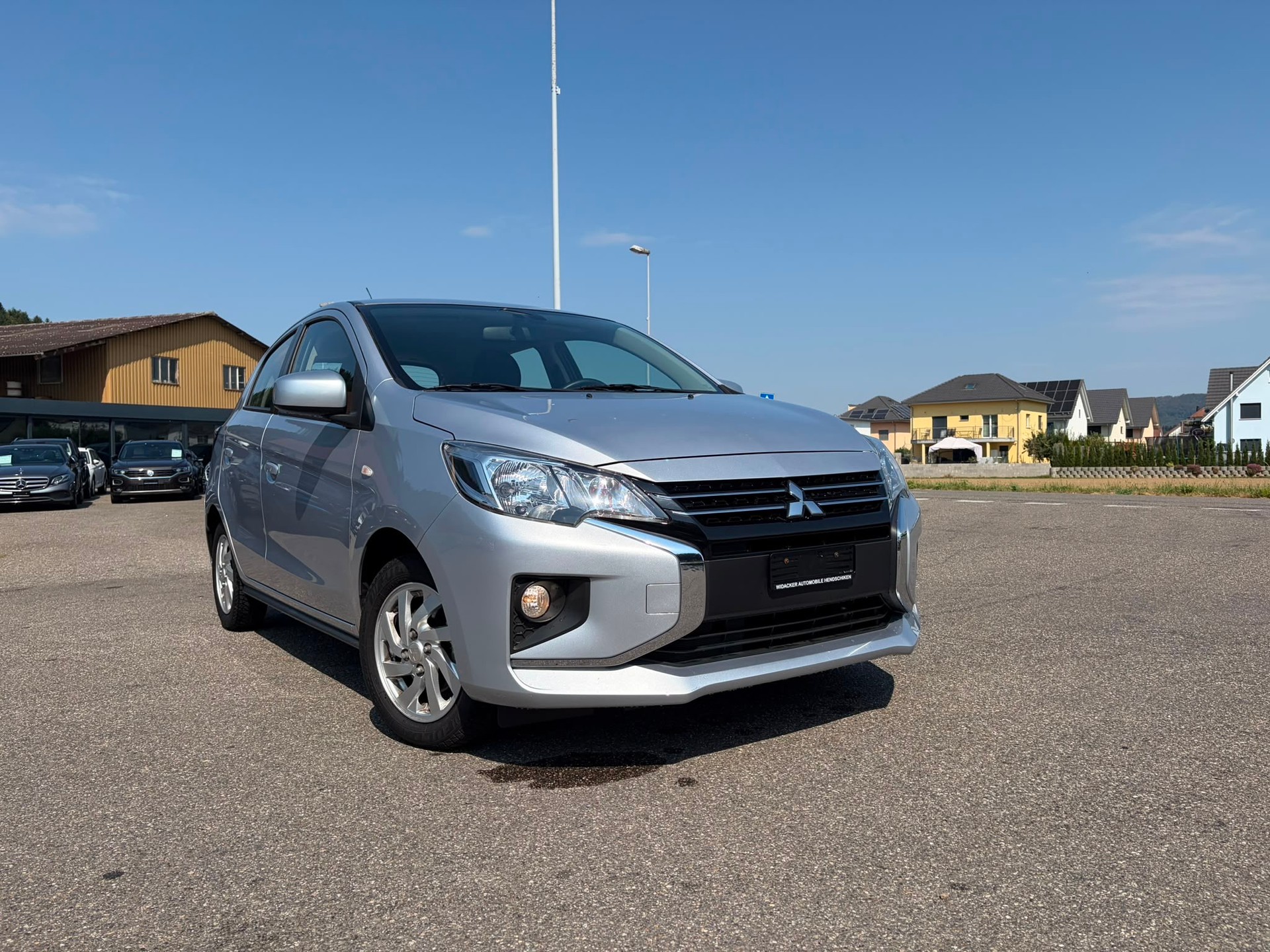 MITSUBISHI Space Star 1.2 CVT Invite-image-0