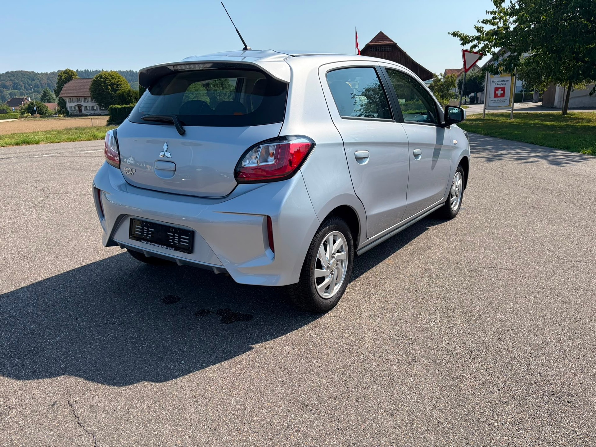 MITSUBISHI Space Star 1.2 CVT Invite-image-5