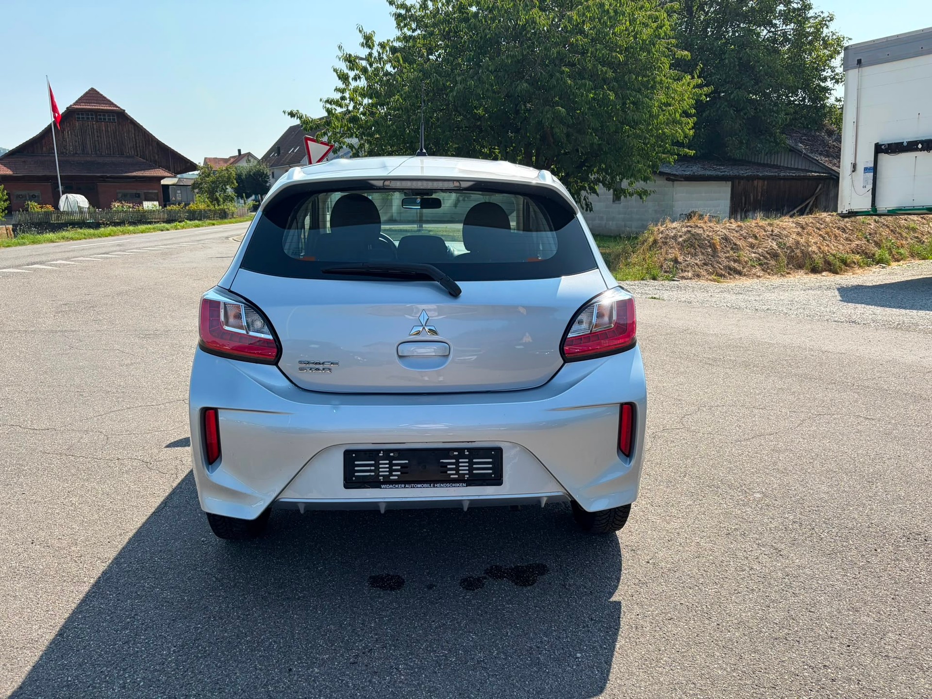 MITSUBISHI Space Star 1.2 CVT Invite-image-4