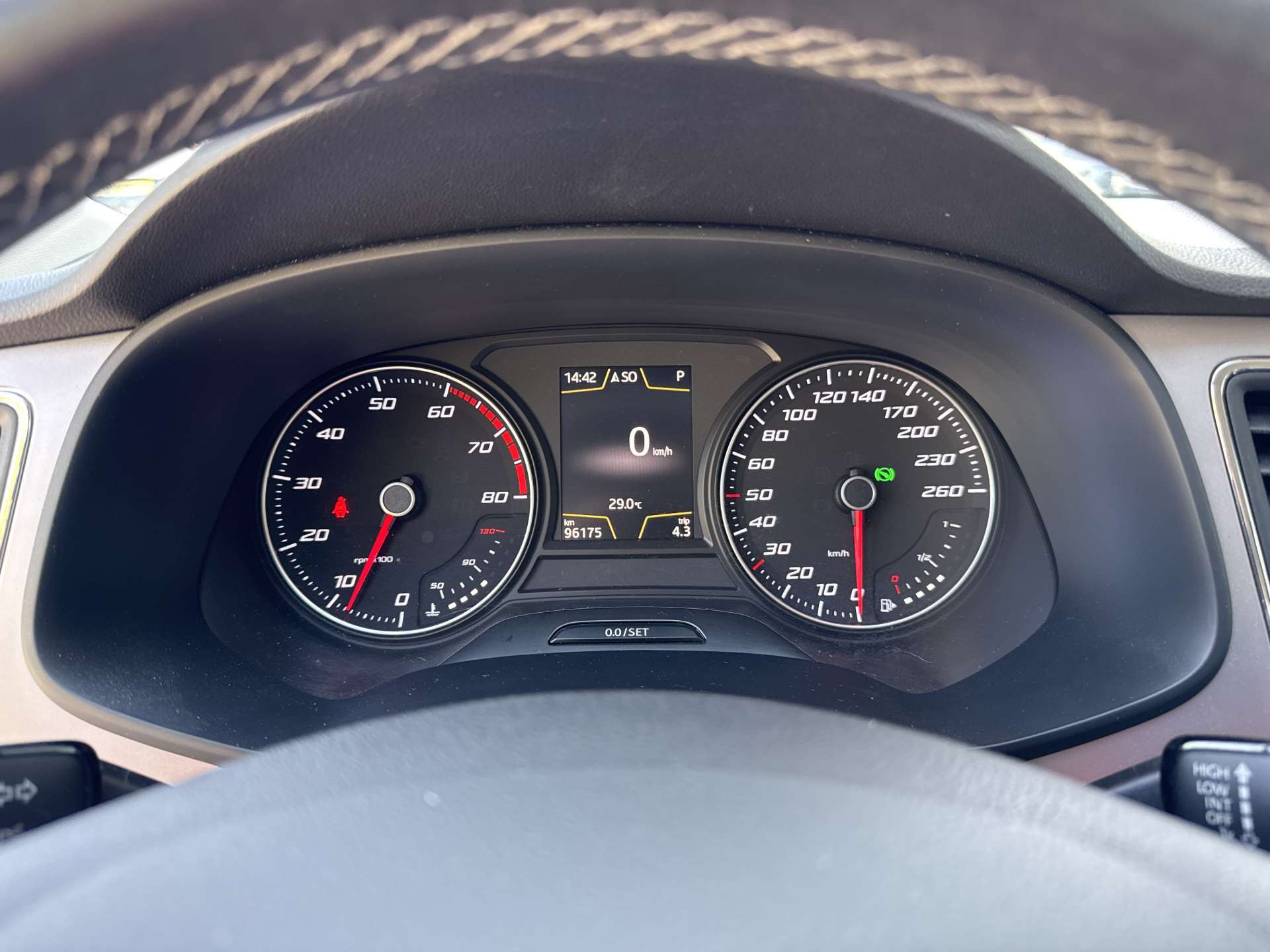 SEAT Leon ST 1.4 TSI ACT Style DSG-Automat-image-11
