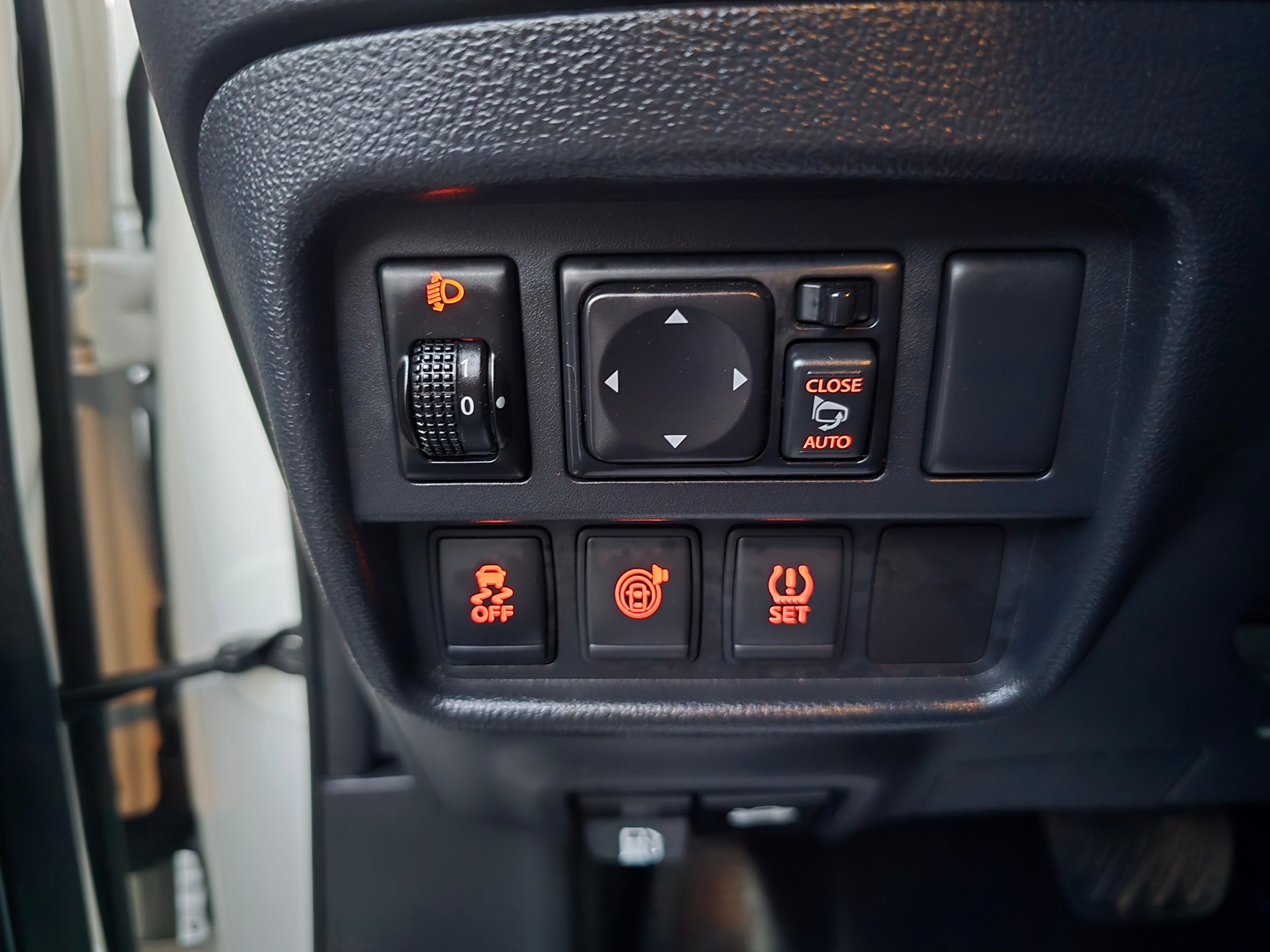 NISSAN Juke 1.6 N-Connecta Xtronic M-CVT-image-21