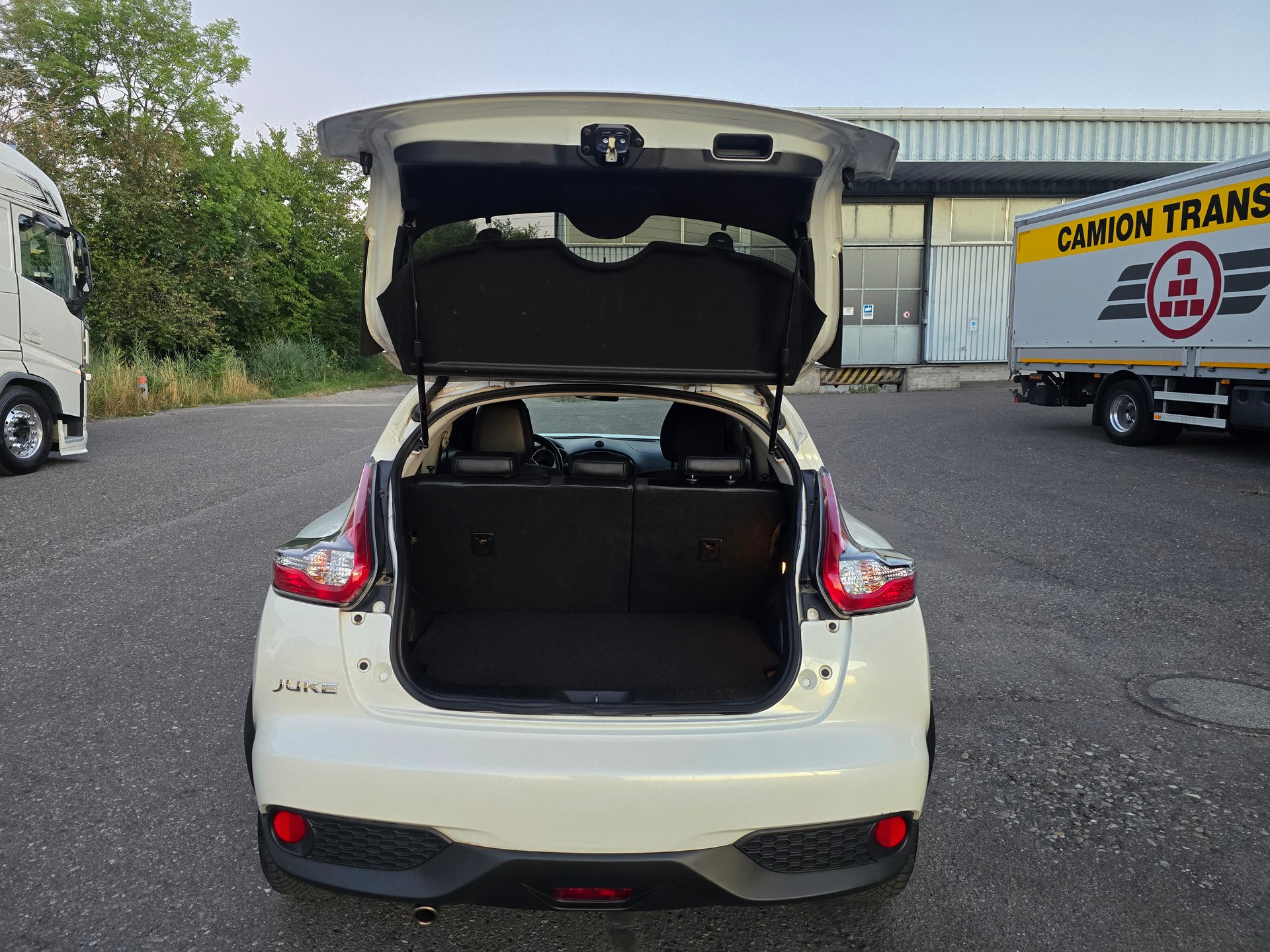 NISSAN Juke 1.6 N-Connecta Xtronic M-CVT-image-6