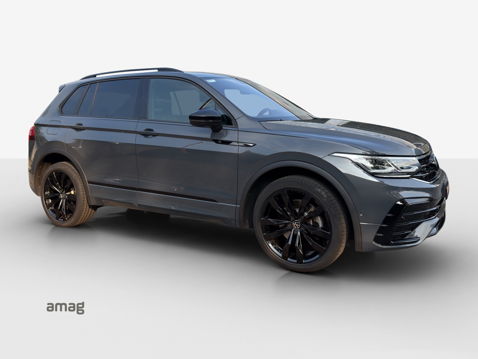 VW Tiguan 2.0TSI R-Line 4Motion DSG-image-5