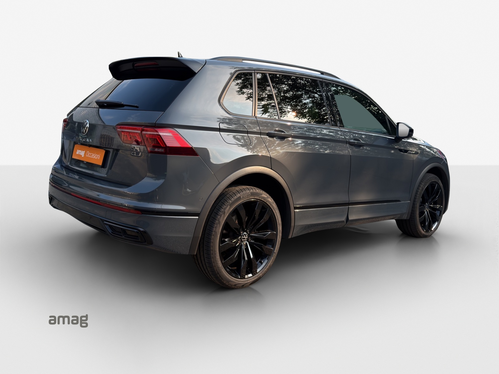 VW Tiguan 2.0TSI R-Line 4Motion DSG-image-4
