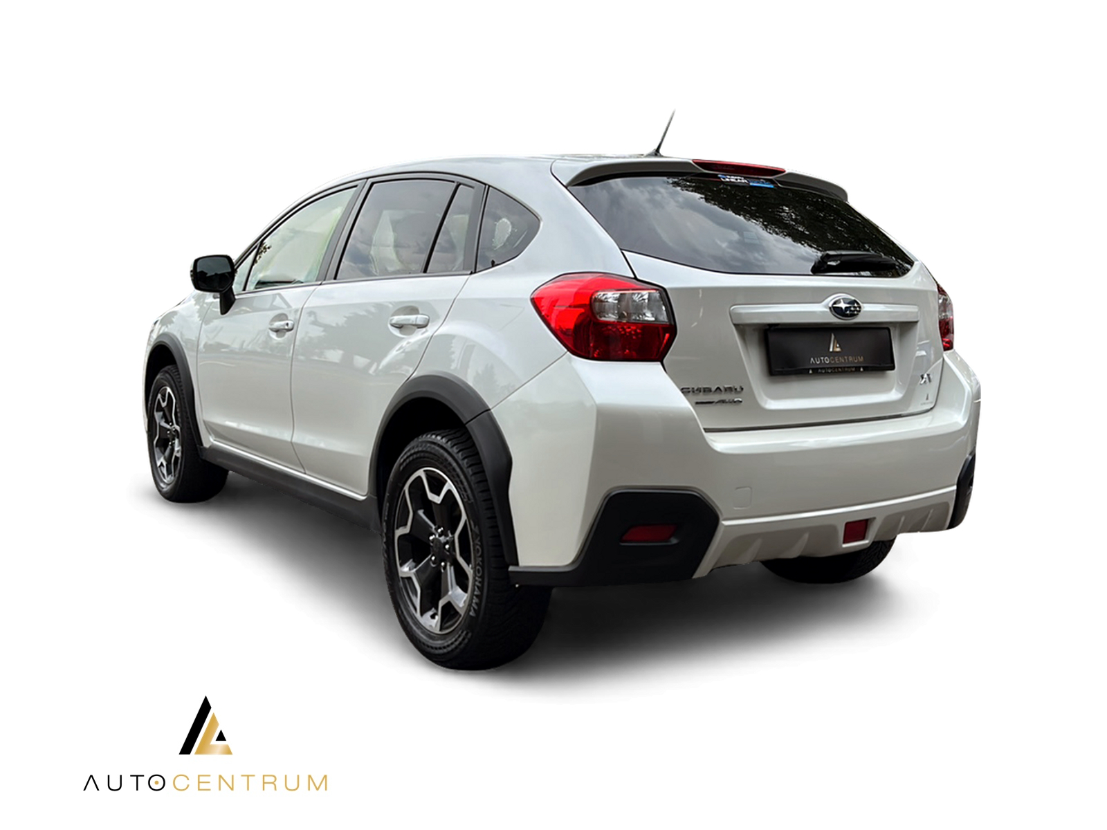 SUBARU XV 2.0 Swiss Two AWD CVT-image-4