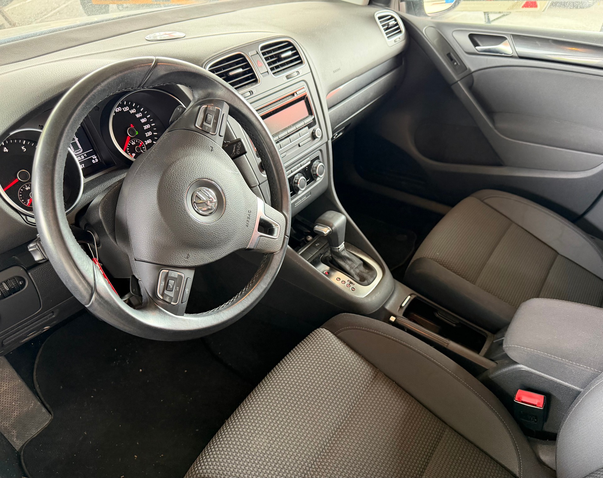 VW Golf 1.4 TSI Comfortline DSG-image-6