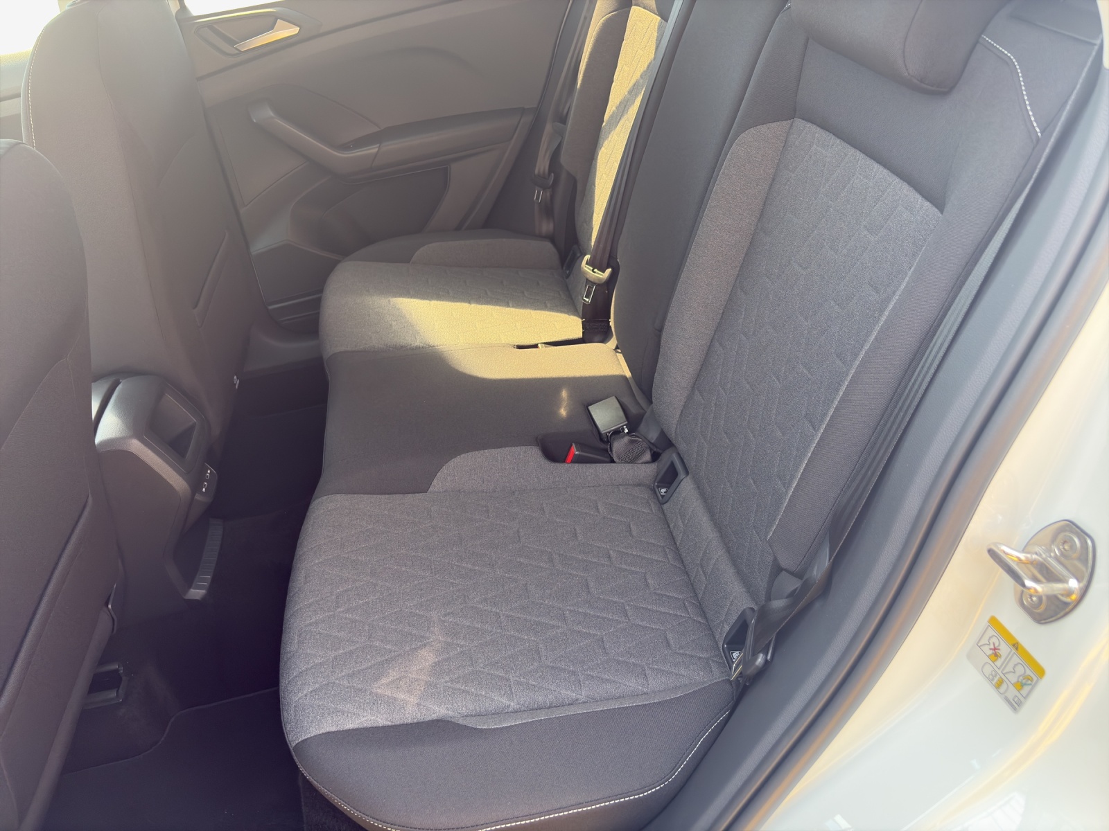 VW NEW T-Cross-image-11