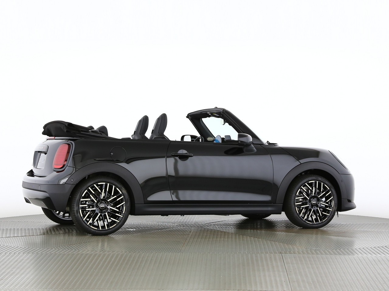 MINI Cooper S Cabriolet DKG-image-15