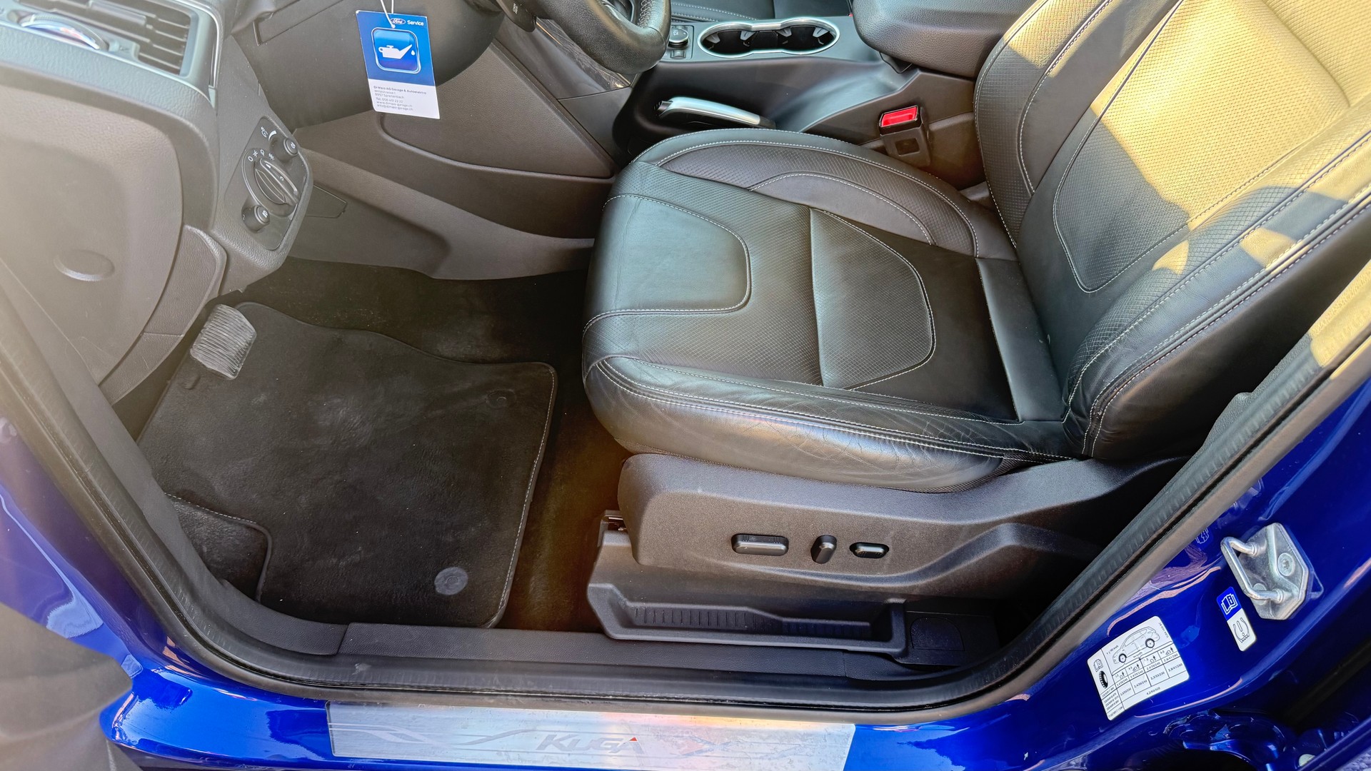 FORD Kuga 2.0 TDCi Titanium S 4WD PowerShift-image-3