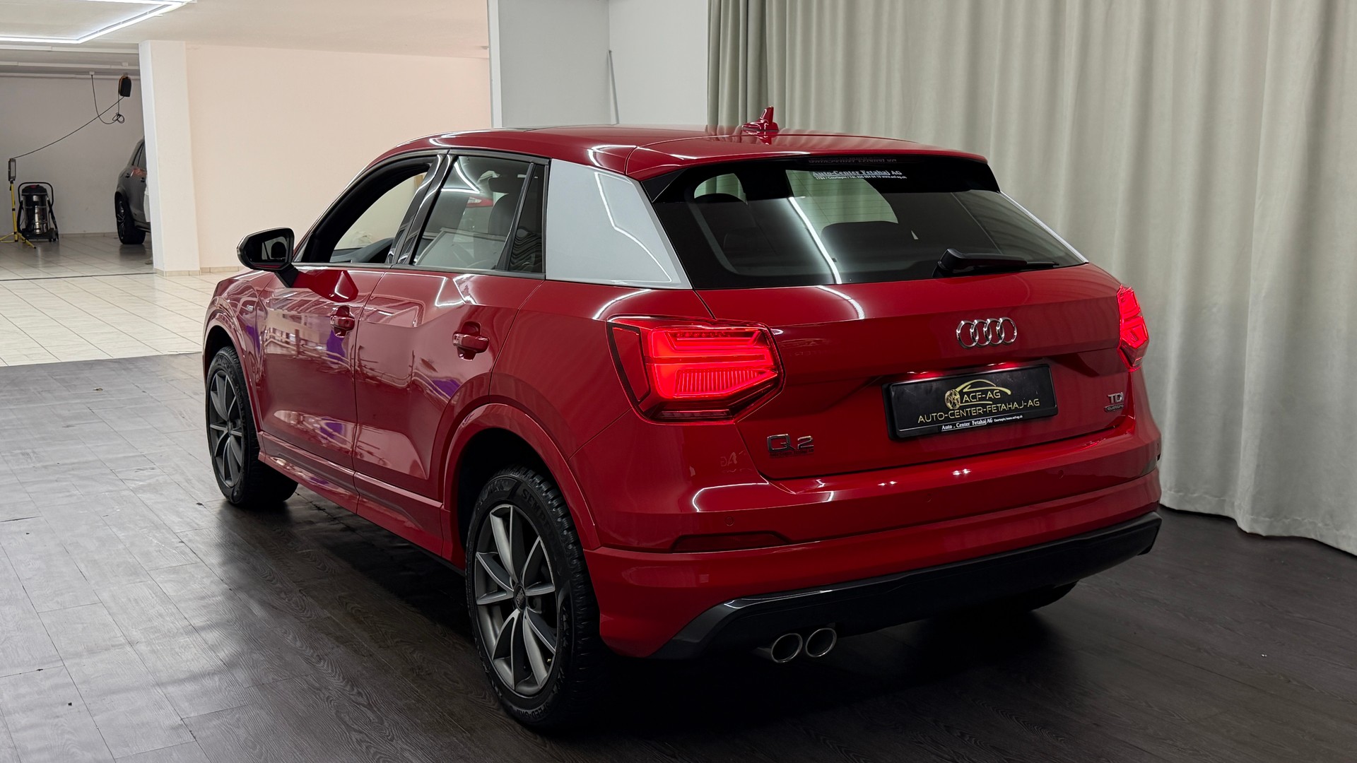 AUDI Q2 2.0 TDI sport quattro S-tronic-image-5