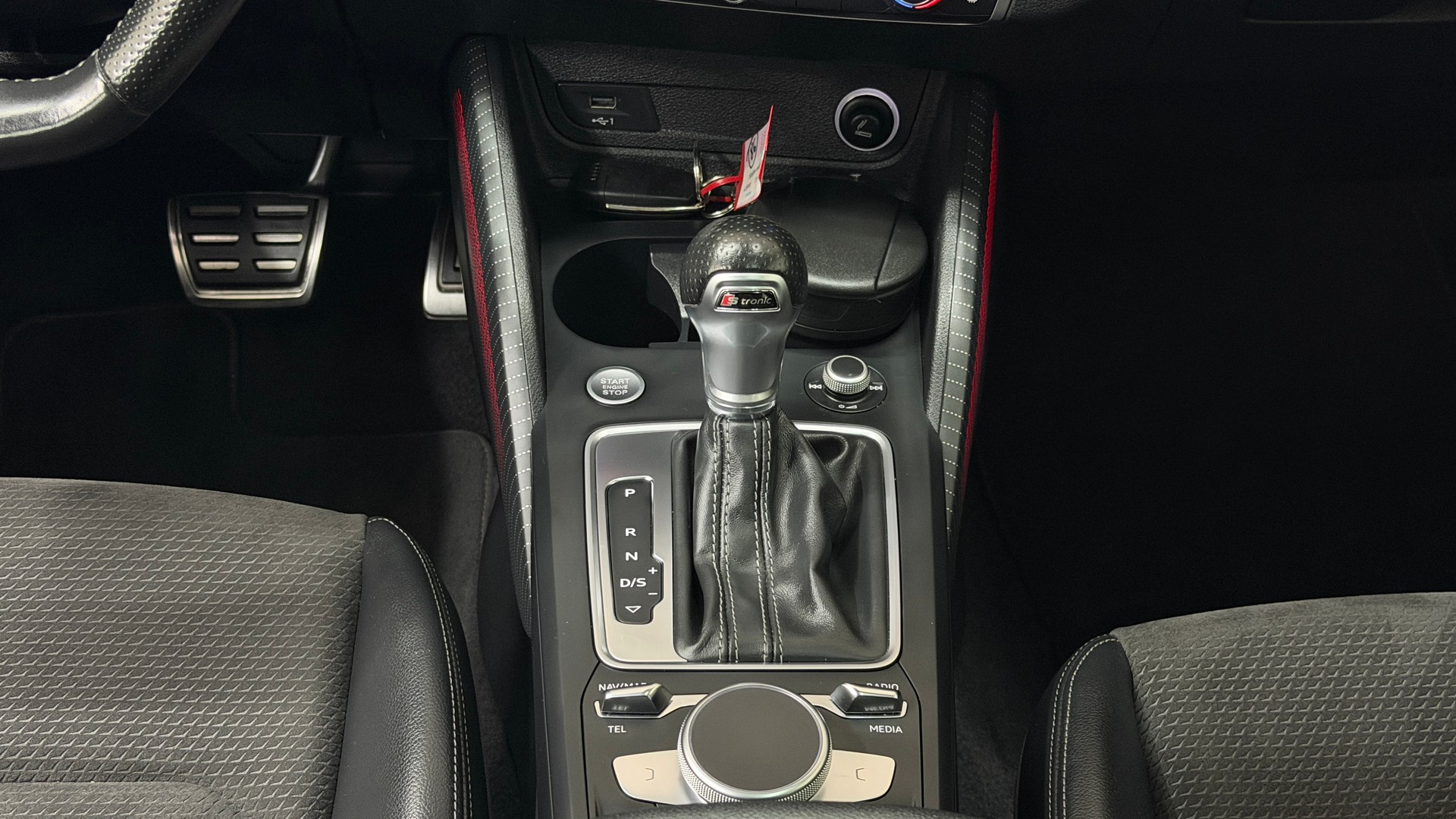 AUDI Q2 2.0 TDI sport quattro S-tronic-image-11