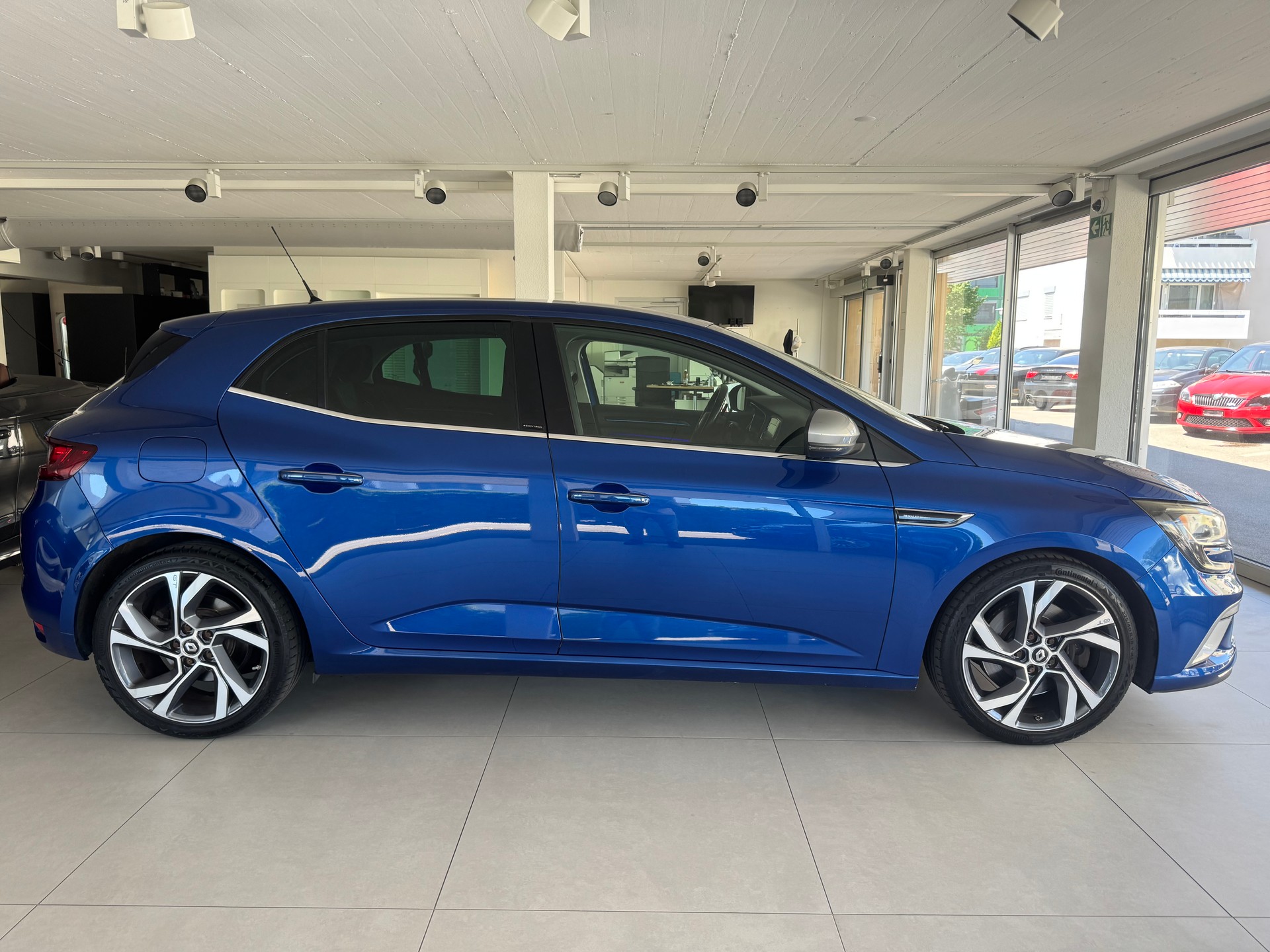 RENAULT Mégane 1.6 16V Turbo GT EDC-image-3