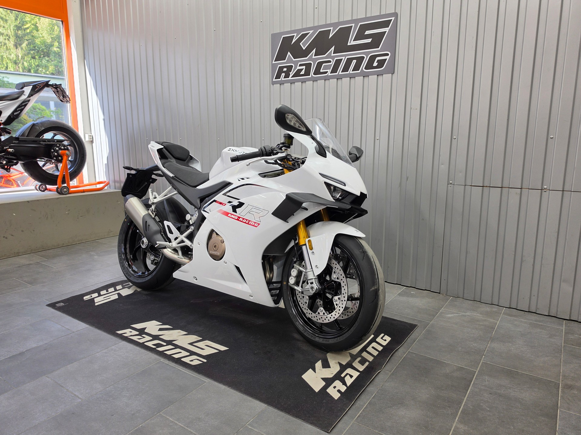ZXMOTO 500 RR-showroom-element-1