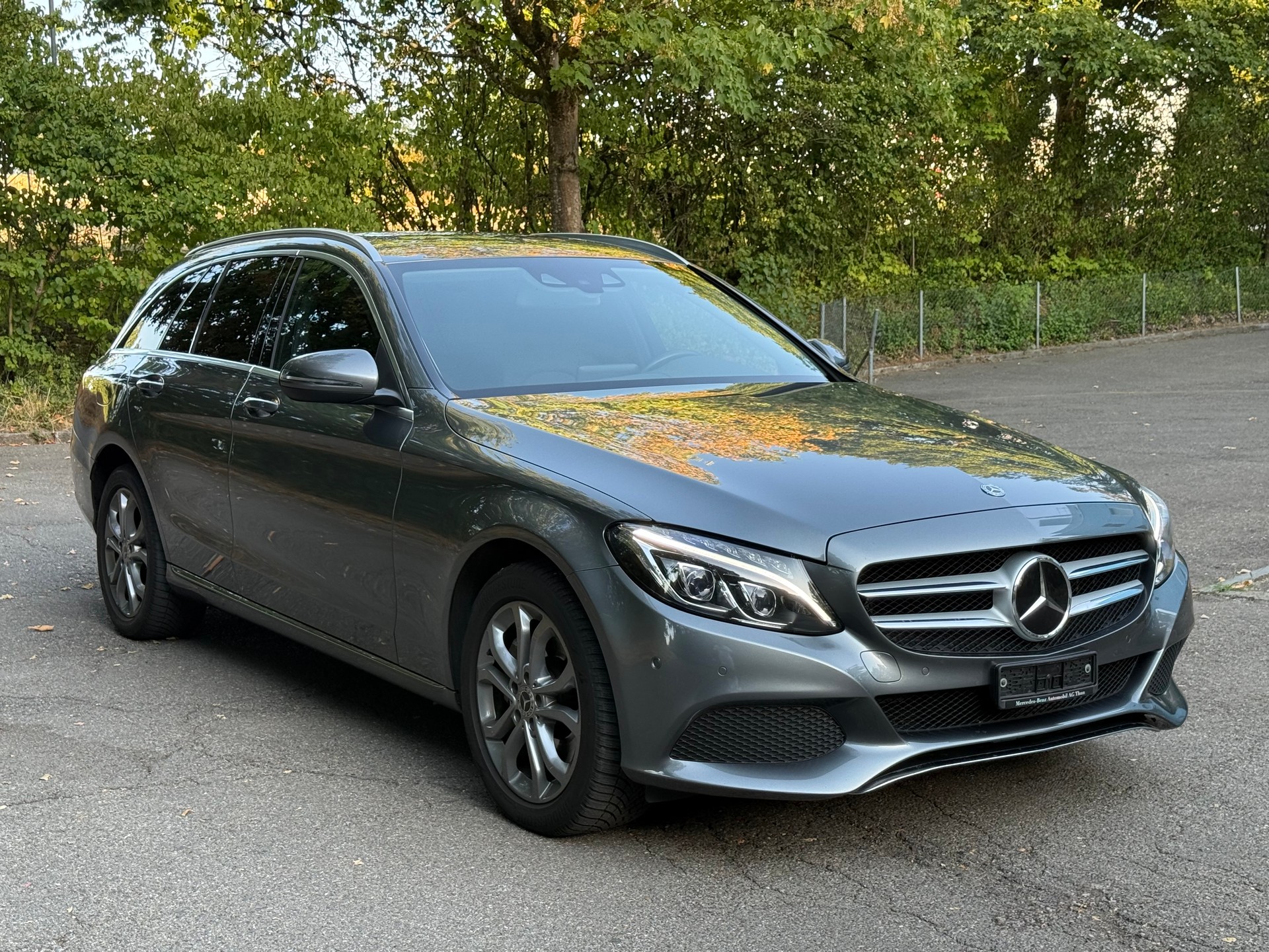 MERCEDES-BENZ C 250 d Swiss Star Exclusive 4Matic 9G-Tronic-image-3
