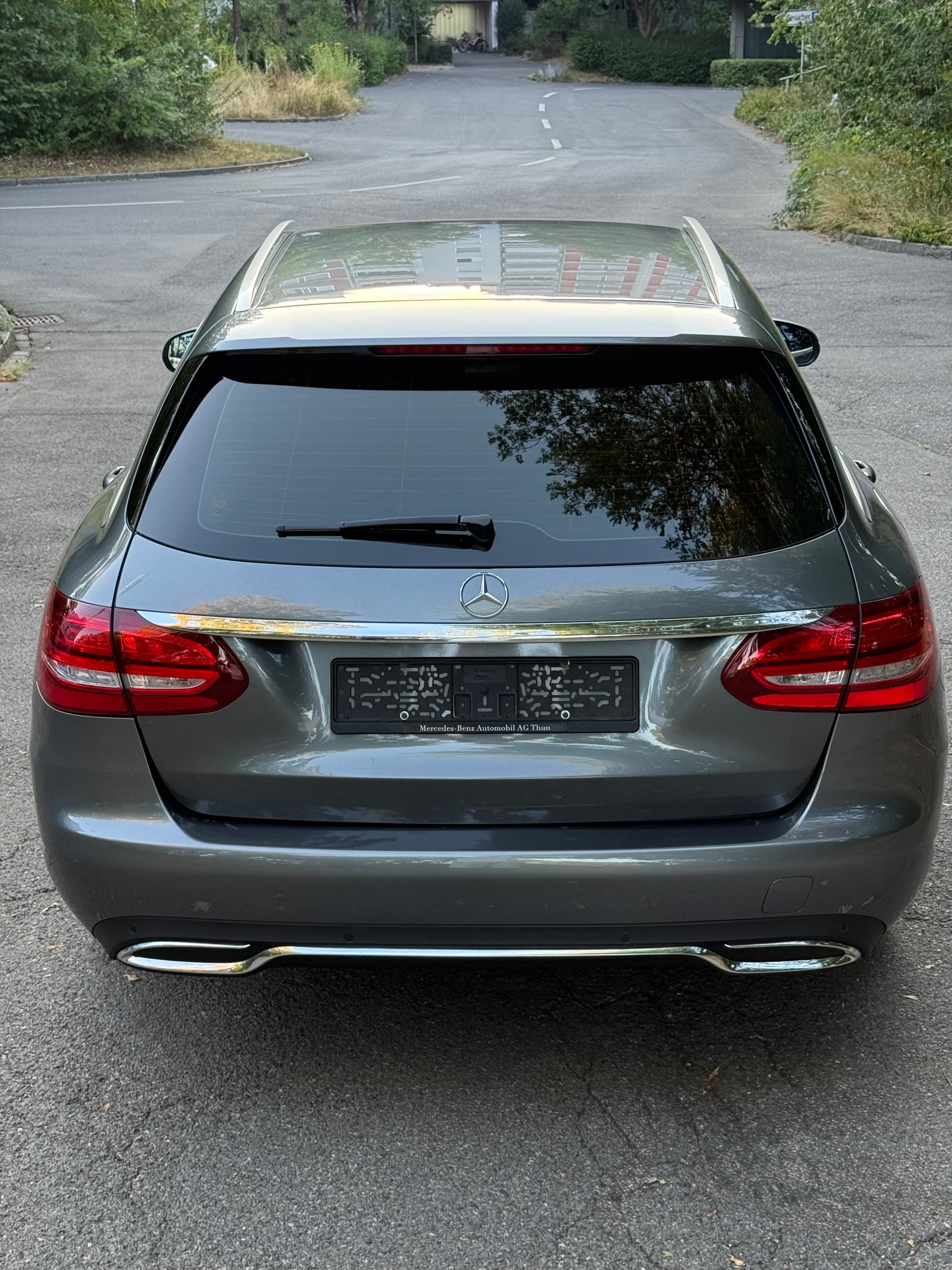 MERCEDES-BENZ C 250 d Swiss Star Exclusive 4Matic 9G-Tronic-image-4