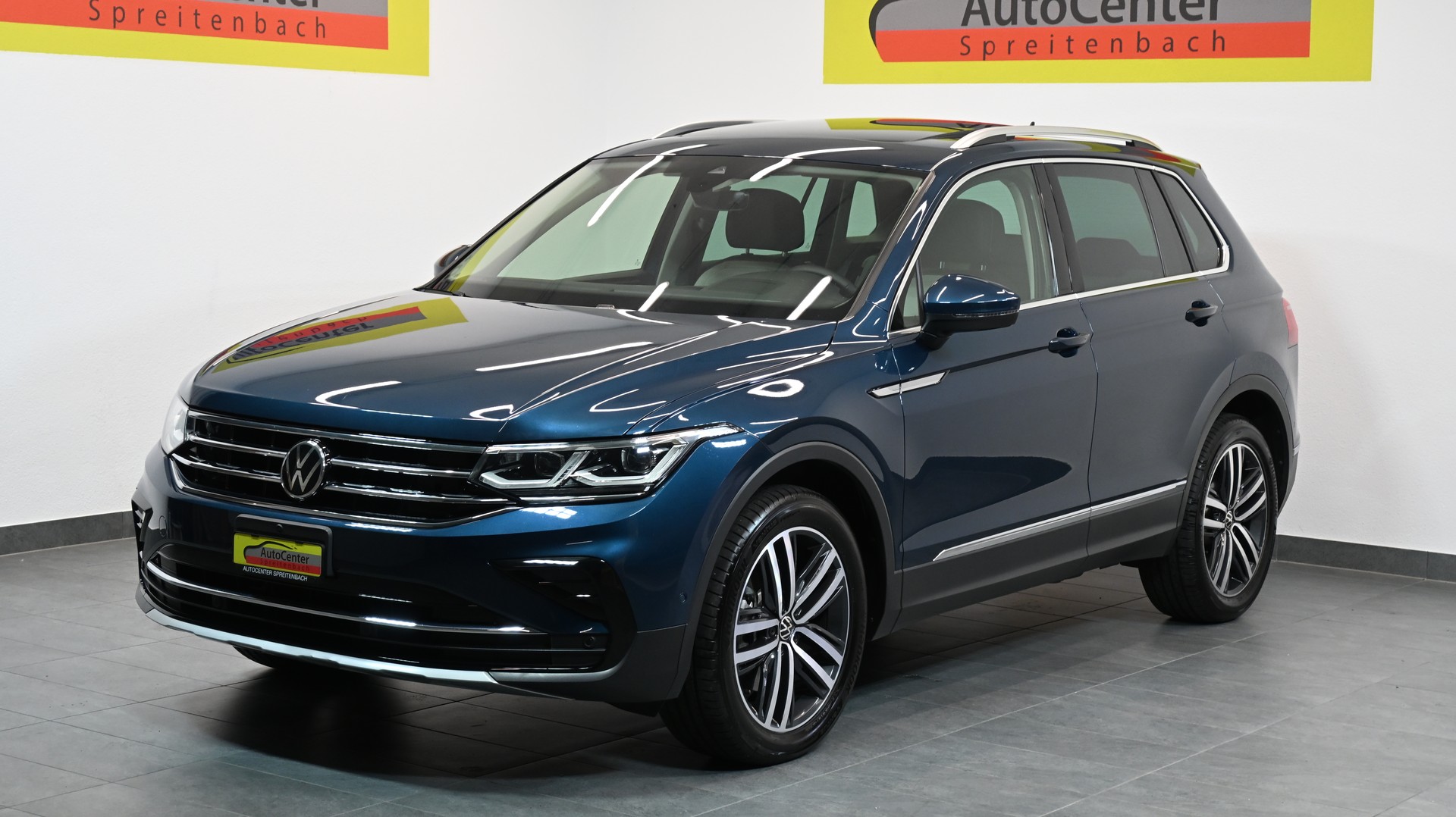 VW Tiguan 2.0TSI Elegance 4Motion DSG-image-1