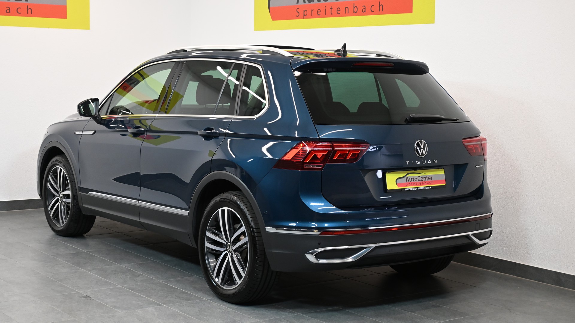 VW Tiguan 2.0TSI Elegance 4Motion DSG-image-15