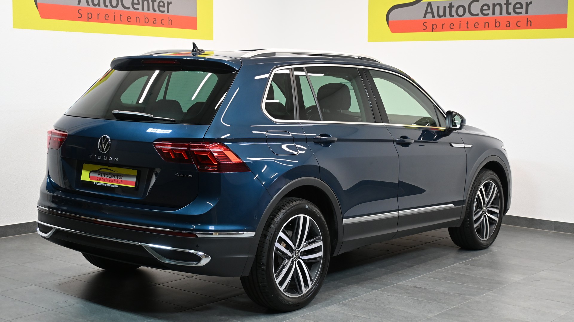 VW Tiguan 2.0TSI Elegance 4Motion DSG-image-14