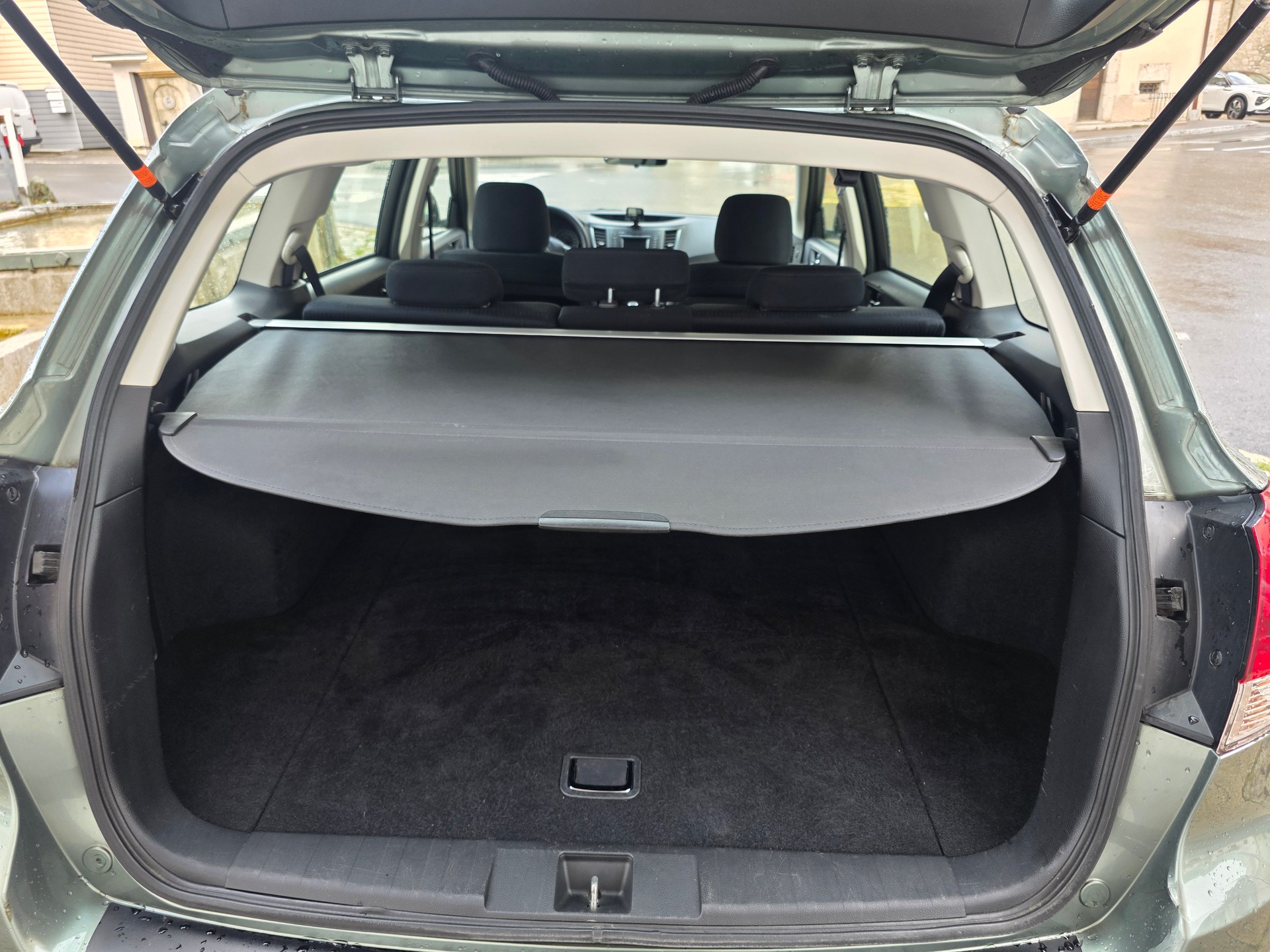 SUBARU Legacy 2.0i Advantage AWD Lineartronic-image-12