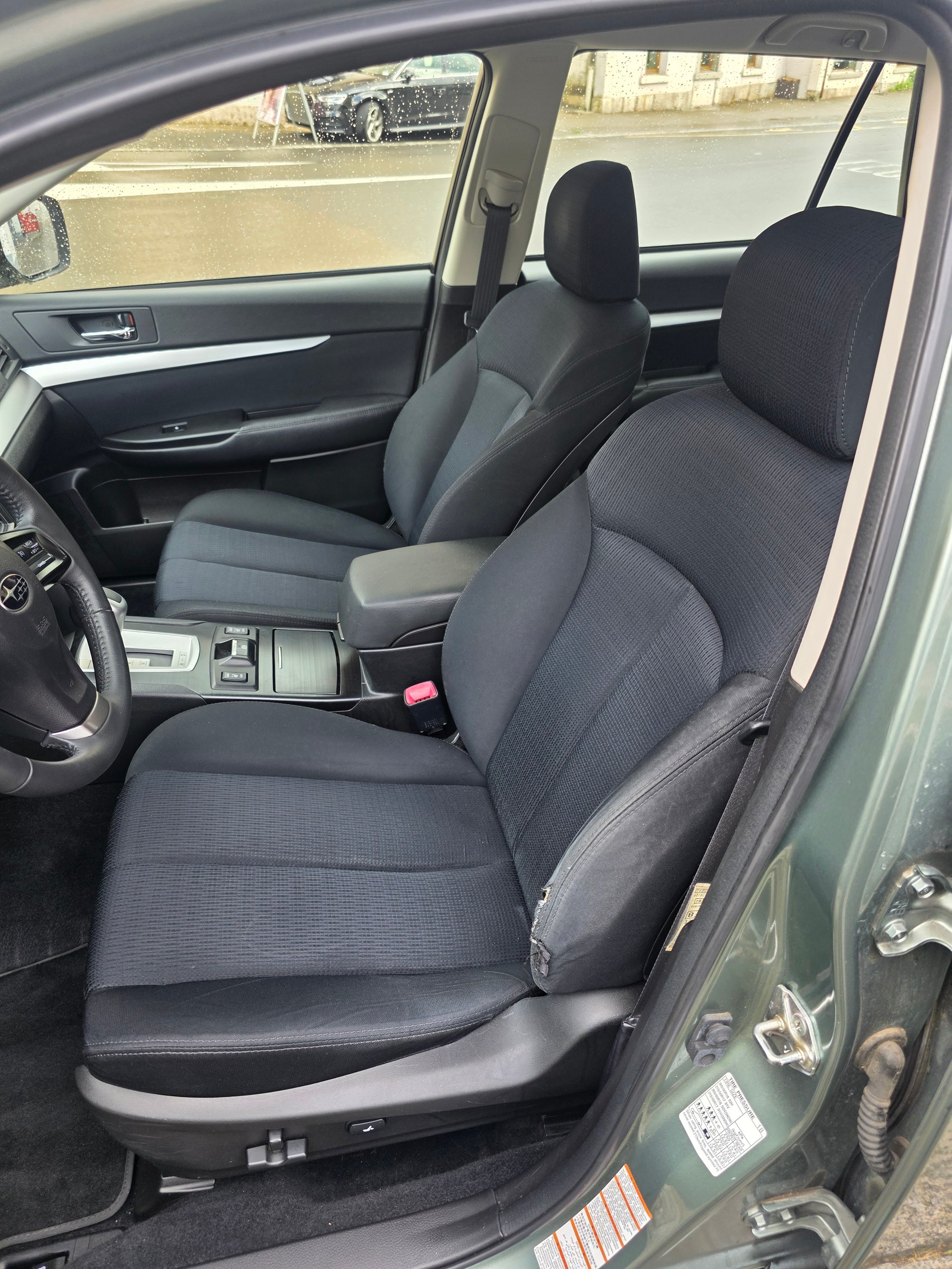 SUBARU Legacy 2.0i Advantage AWD Lineartronic-image-10