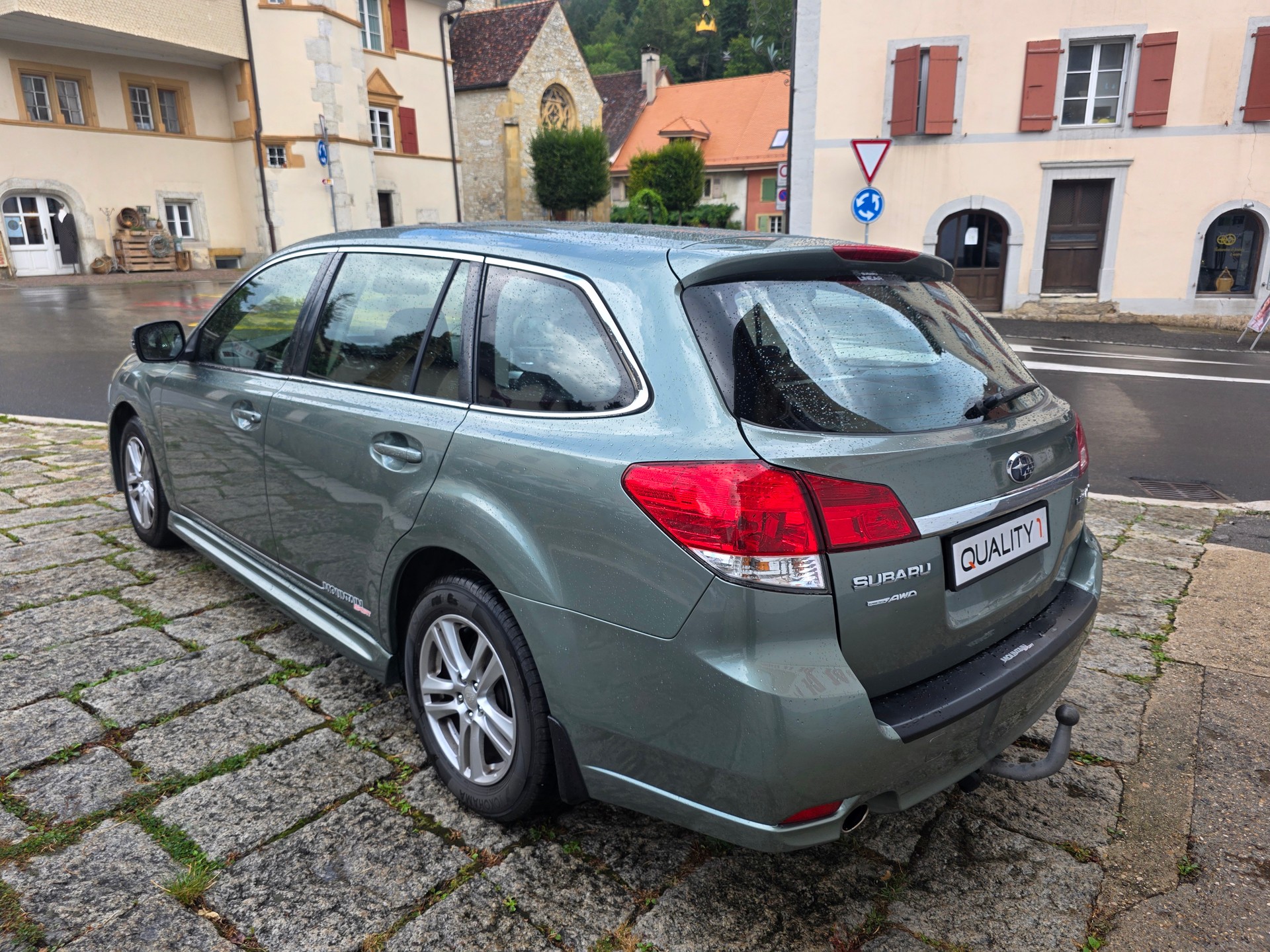 SUBARU Legacy 2.0i Advantage AWD Lineartronic-image-6