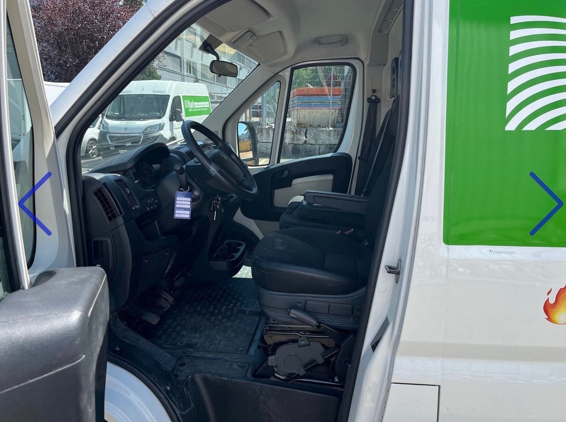 PEUGEOT Boxer 2.0 HDI 335 Active s/s L2H2-image-10